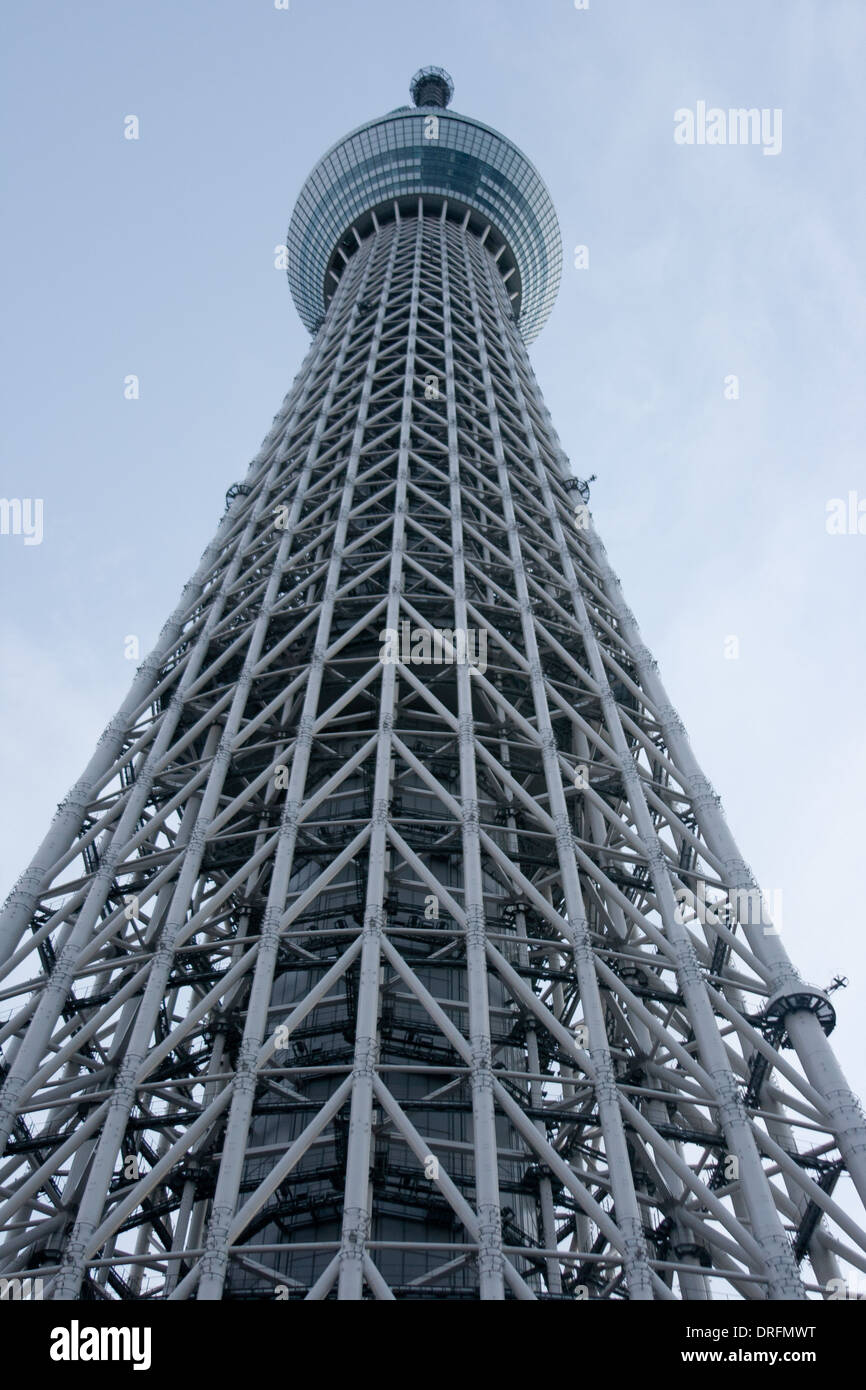Mirando a Tokio Skytree Foto de stock
