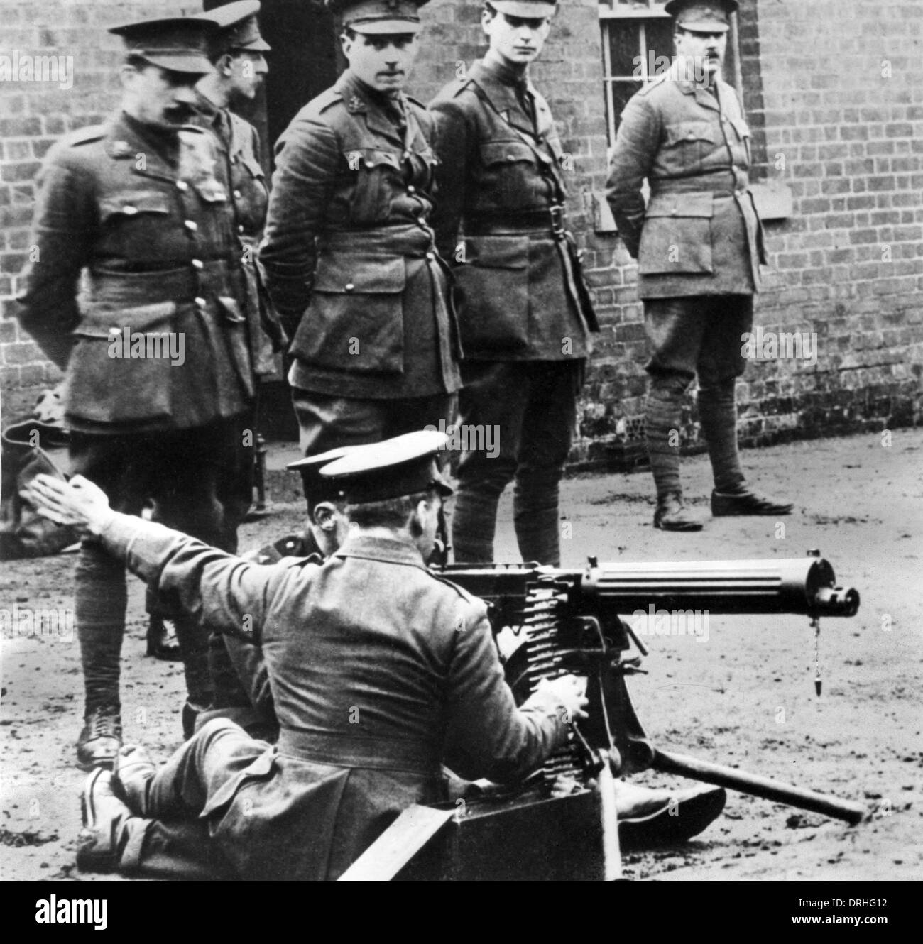 Los soldados británicos sometidos a entrenamiento en armas, WW1 Foto de stock