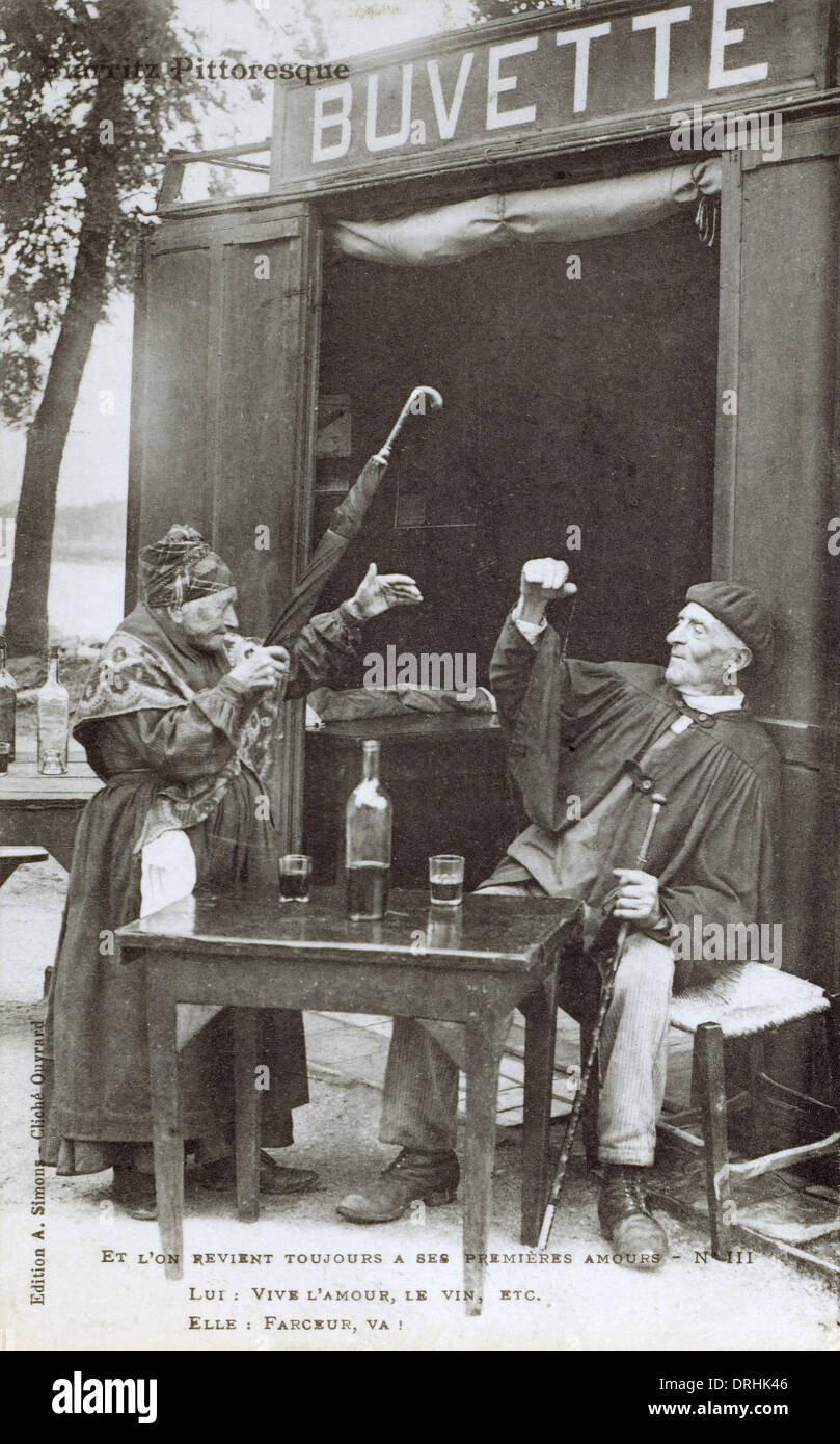 Francia, Biarritz - Ancianos bebedores argumentan Foto de stock