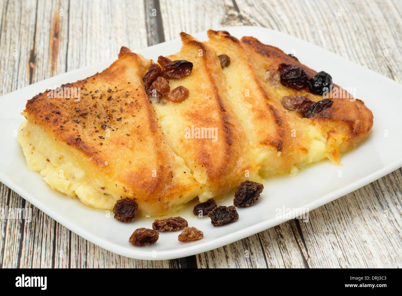 Recién horneadas el budín de pan y manteca - Foto de estudio Foto de stock