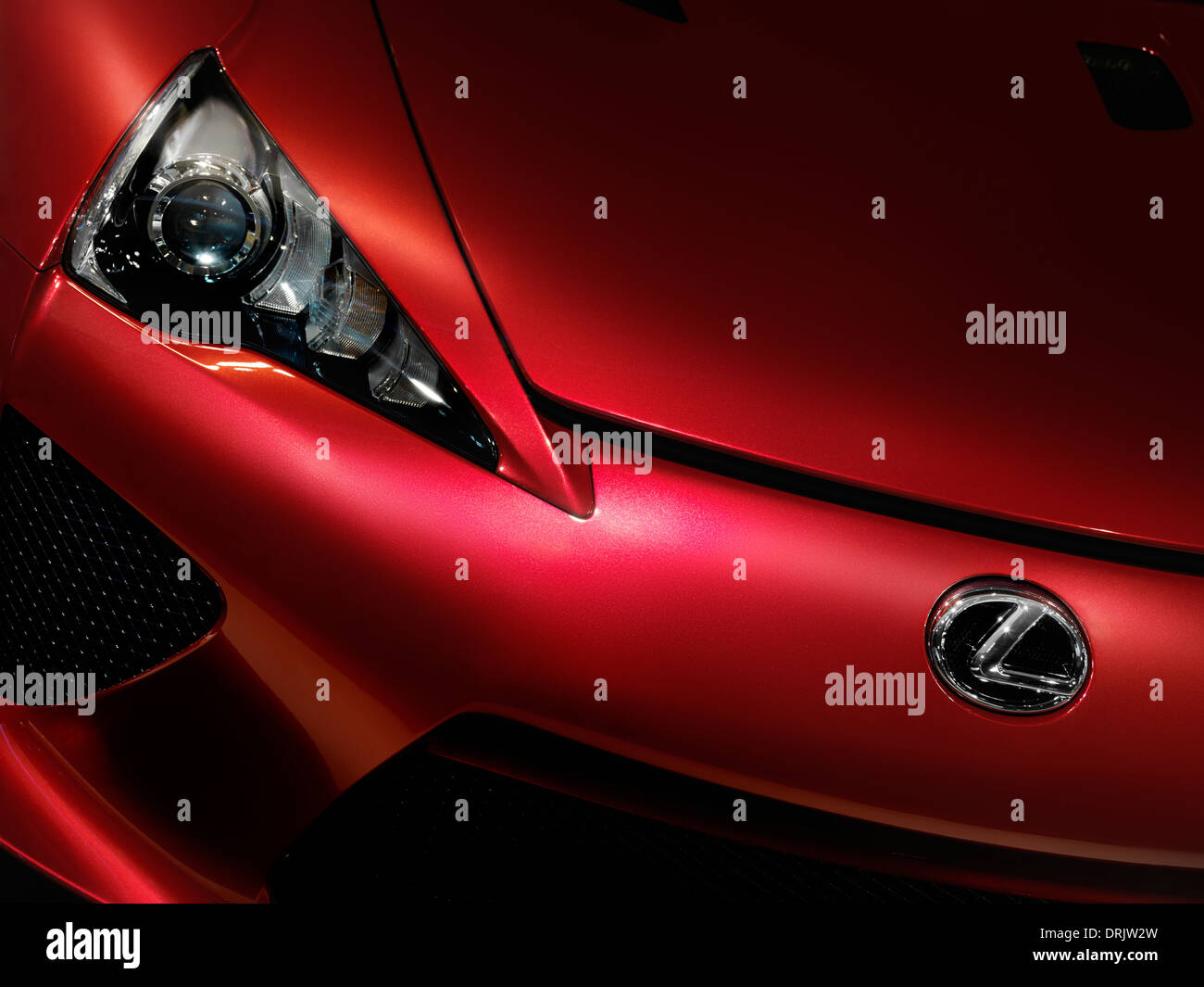 Primer plano de color rojo 2012 Lexus LFA supercoche detalle Foto de stock