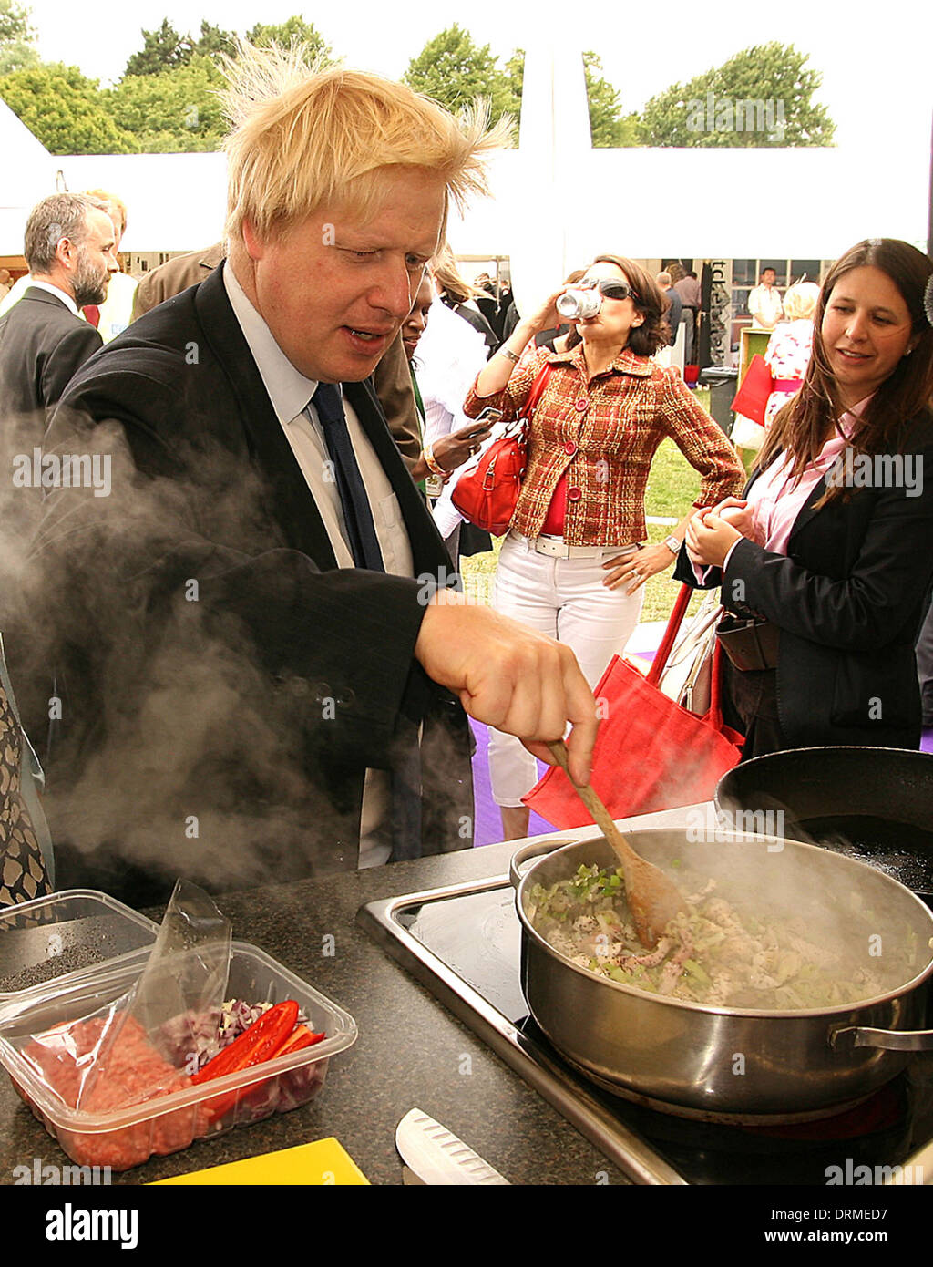 Boris Johnson en el sabor de la feria de Londres en Regent's Park Foto de stock