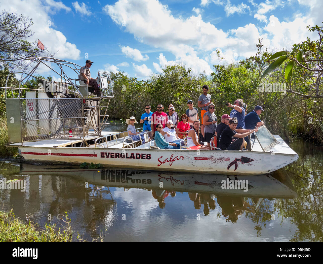 El Parque Nacional Everglades de Florida, EE.UU. - Grupo de turistas en un paseo turístico aerodeslizadores viaje tour en bote en verano Foto de stock