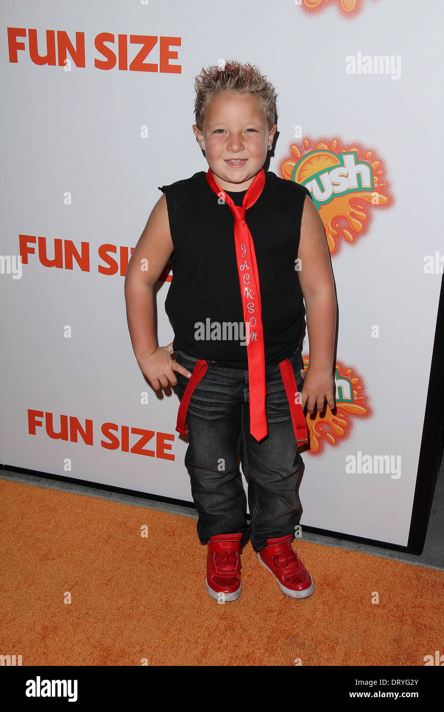 Jackson Nicoll en el "Fun Size' de Los Angeles estreno, Paramount Studios, Hollywood, CA 10-25-12 Foto de stock