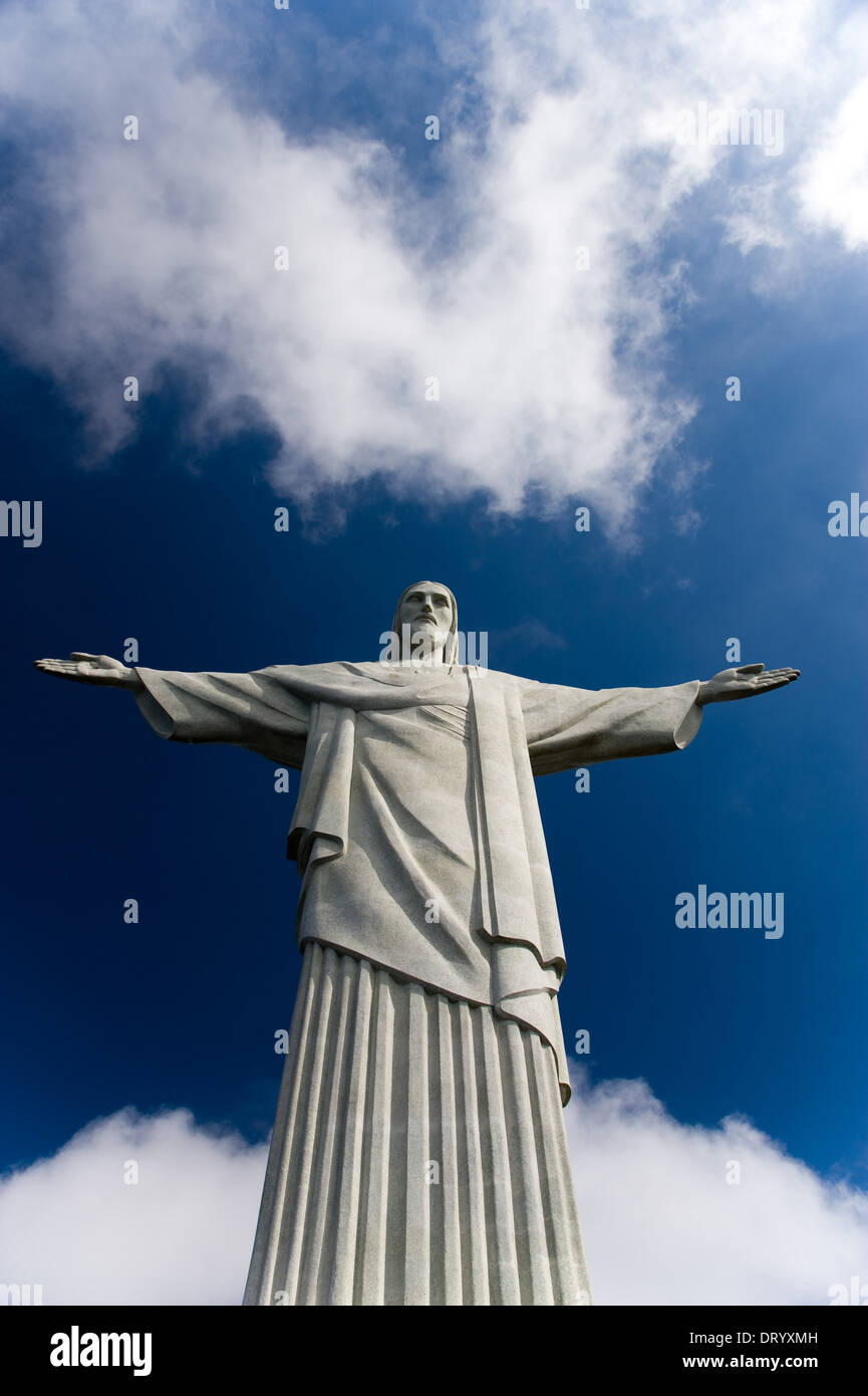 El art deco la estatua de Cristo Redentor en Río de Janeiro Fotografía de stock Alamy