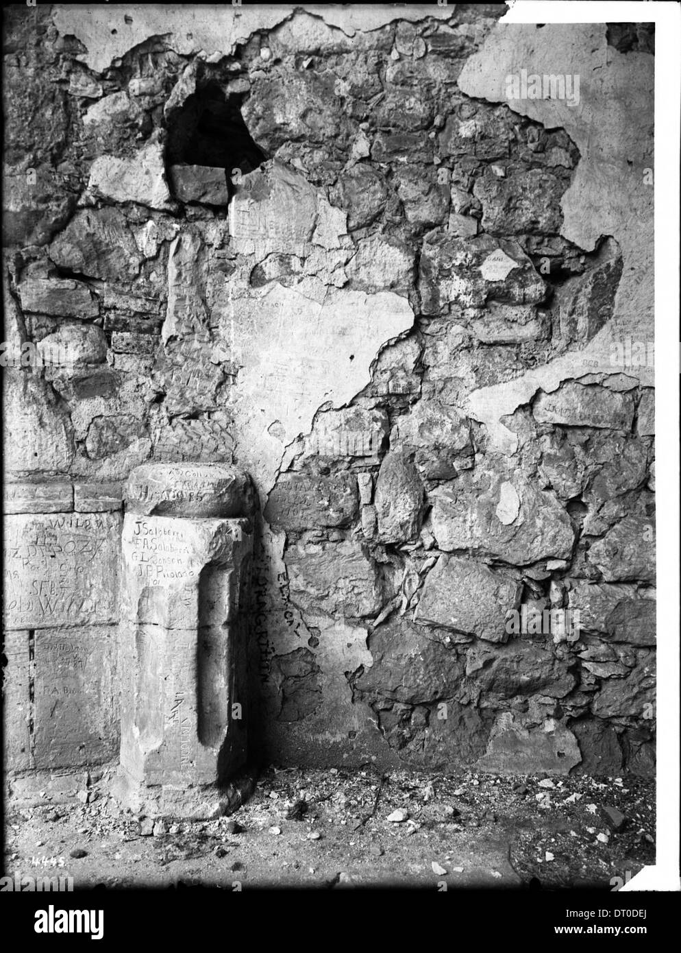 Detalles de trabajos de piedra en la misión de San Juan Capistrano, California, ca.1900 Foto de stock