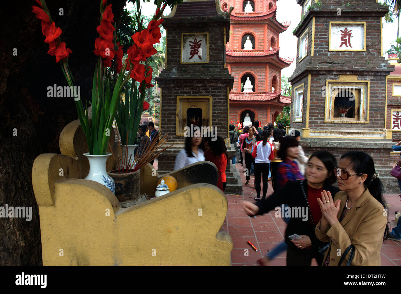 Tran Quoc Pagoda, el templo más antiguo de Hanoi.Construida durante el