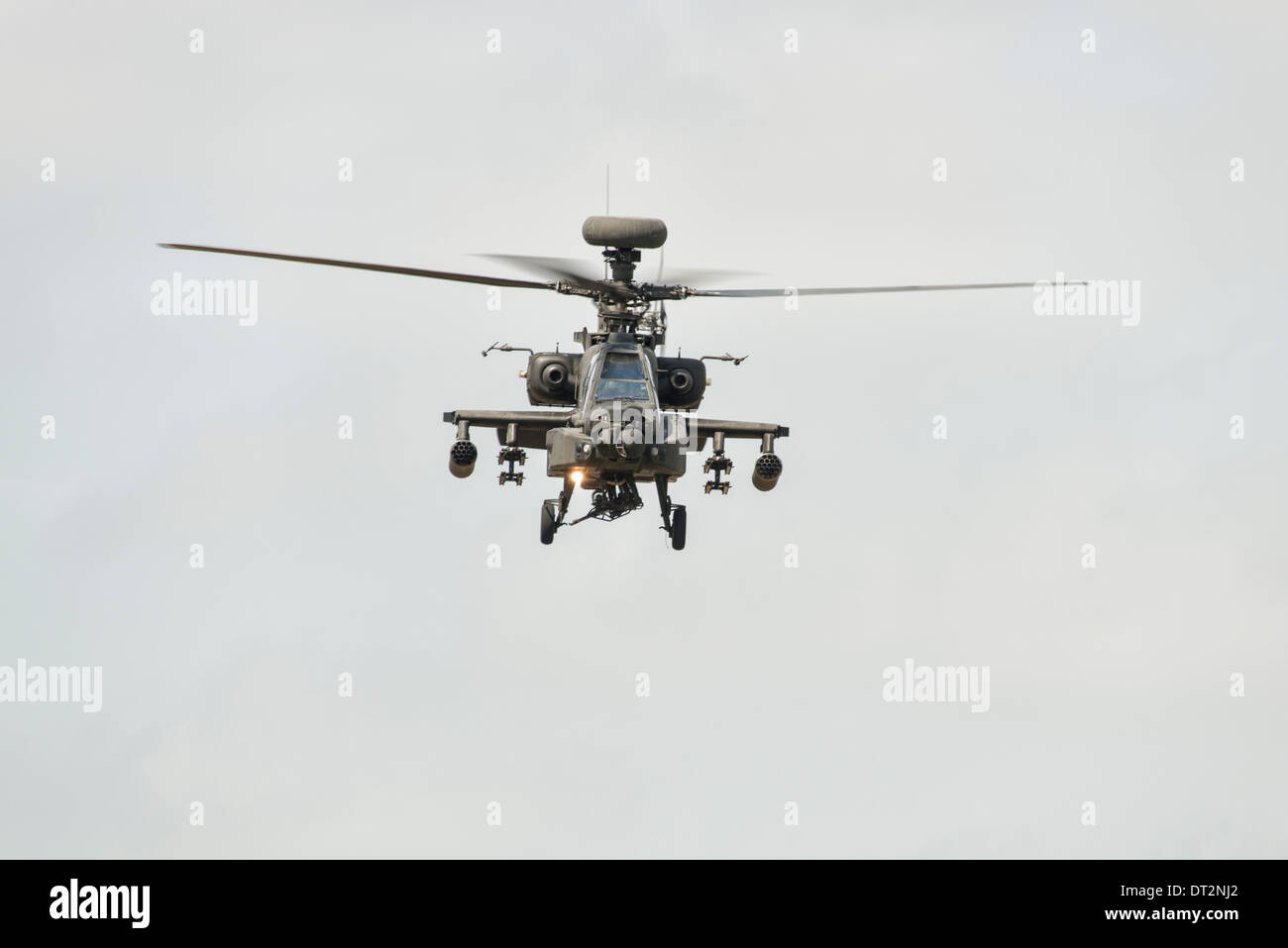 Boeing Westland Apache AH.1 Helicóptero del Cuerpo Aéreo del Ejército británico se muestra en el Royal International Air Tattoo 2013 Foto de stock