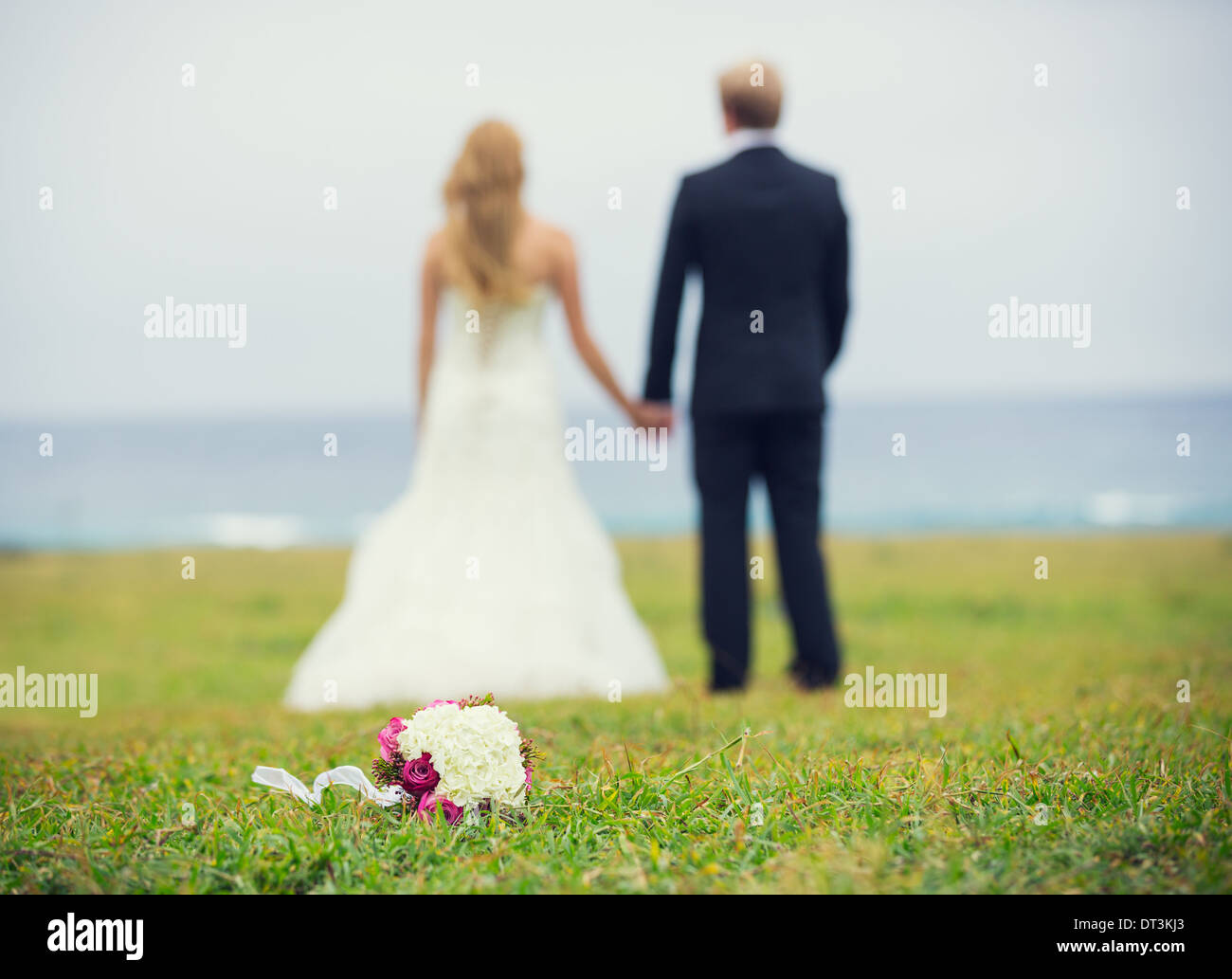 Bouquet de flores de boda, profundidad de campo se centran en flores Foto de stock