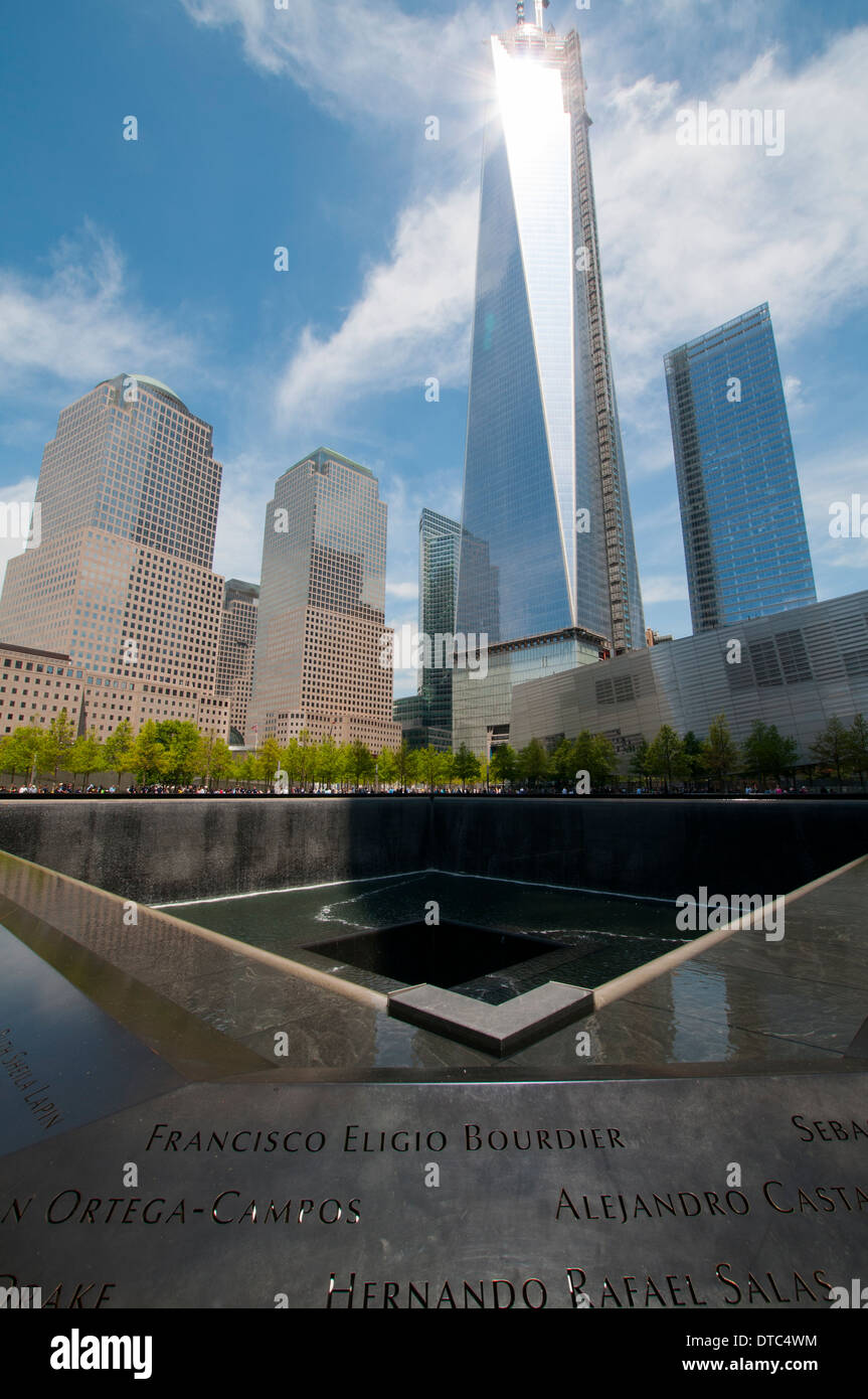 El 11 de septiembre del 2001 homenaje del World Trade Center en la Ciudad de Nueva York, EE.UU. Foto de stock