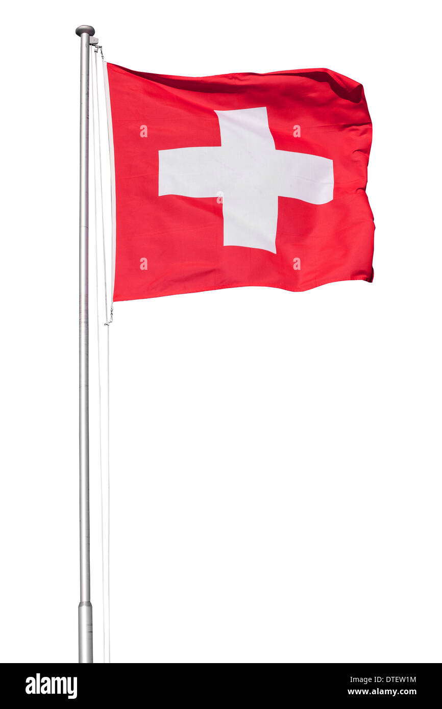 Bandera suiza volando sobre un poste metálico, aislado en un fondo blanco. Foto de stock
