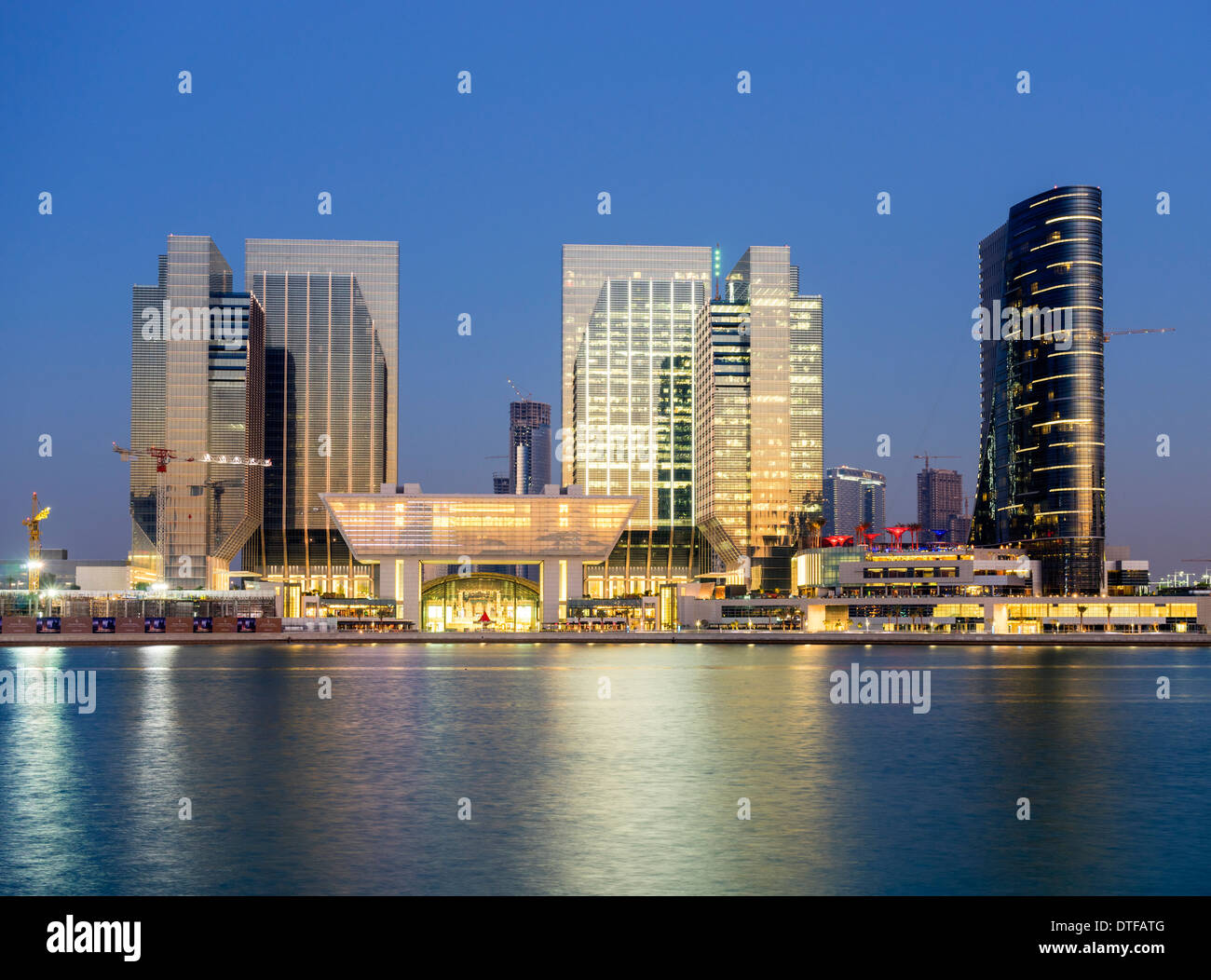 Vista del nuevo mercado mundial ( Abu Dhabi ADGM)propiedad sobre al desarrollo Maryah Island en Abu Dhabi, Emiratos Árabes Unidos Foto de stock