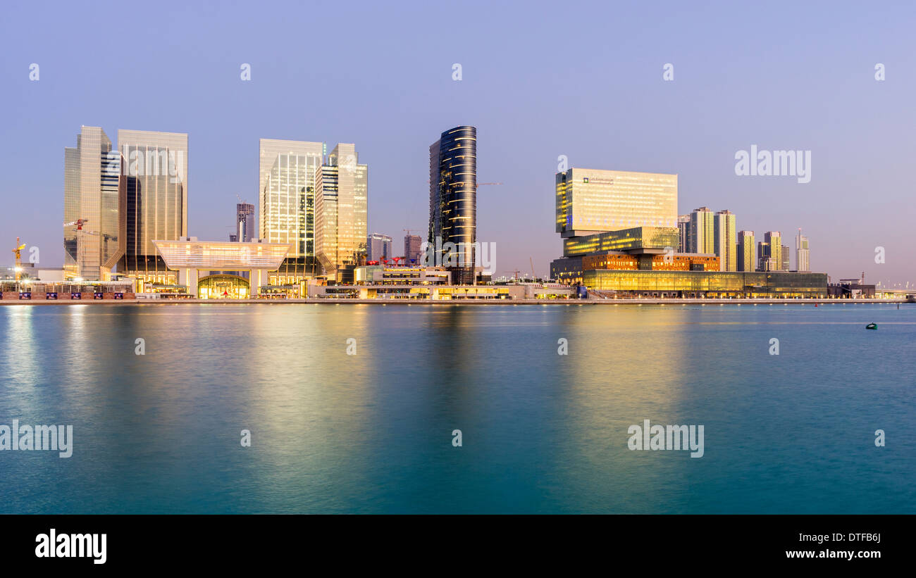 Vista del nuevo mercado mundial ( Abu Dhabi ADGM)propiedad sobre al desarrollo Maryah Island en Abu Dhabi, Emiratos Árabes Unidos Foto de stock