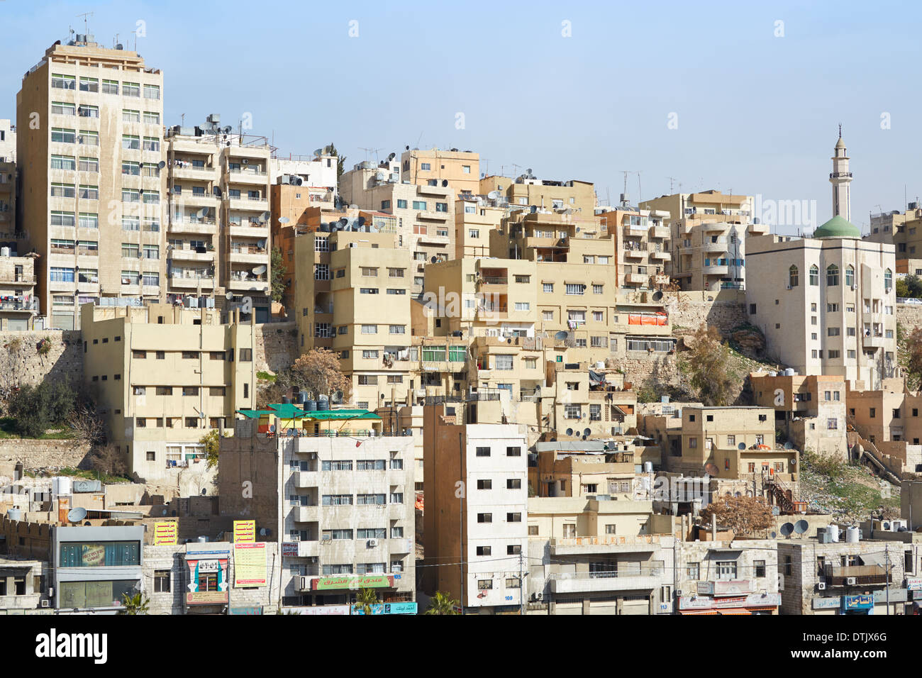 Vista de los edificios de la ciudad de Ammán en oriente medio Foto de stock