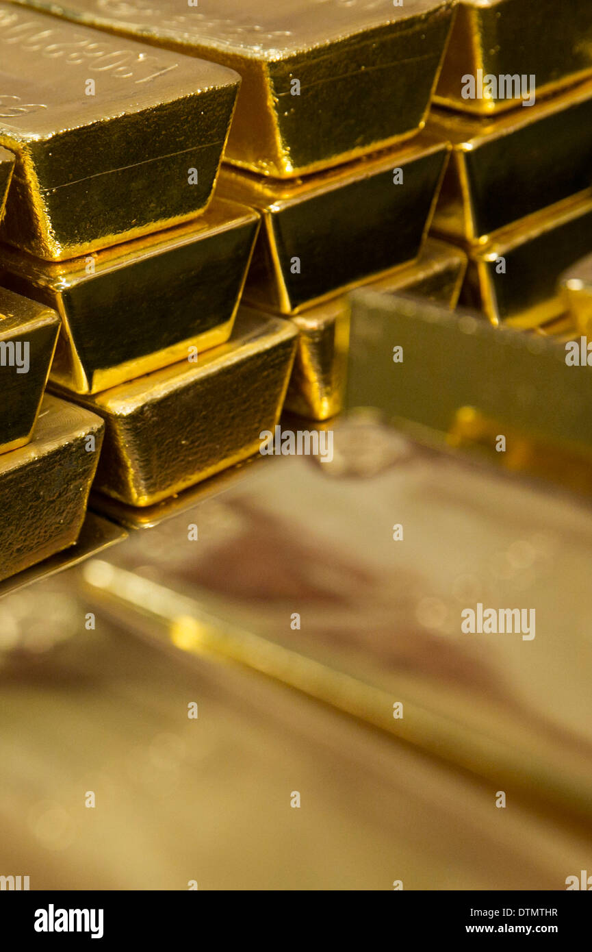 Barras de lingotes de oro poseído por el Gobierno estadounidense en el West Point de menta. Foto de stock