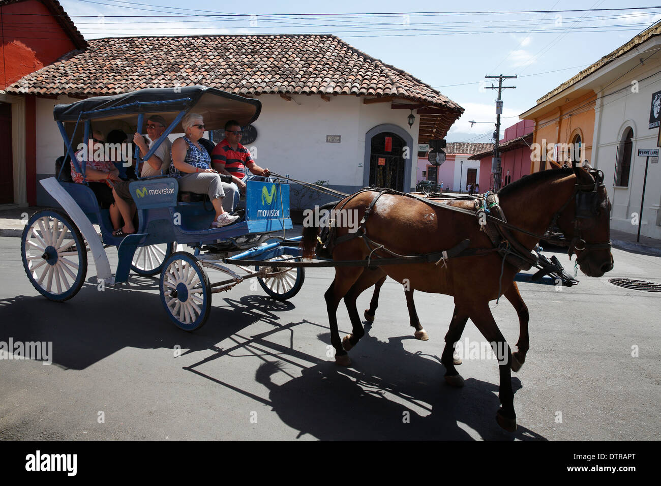 Paseos en carruaje de caballos, Granada, Nicaragua Fotografía de stock -  Alamy