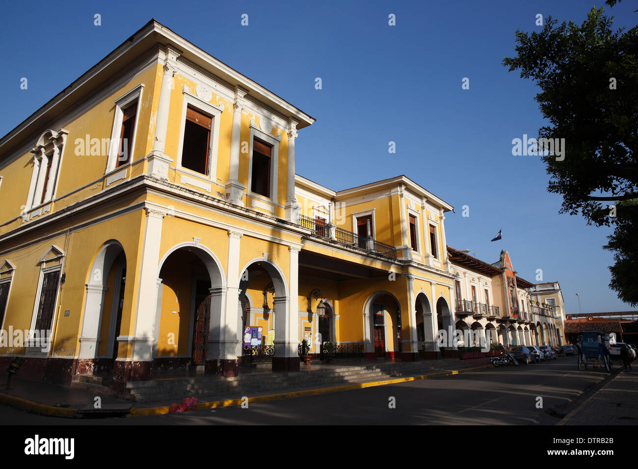 Edificio colonial restaurado, Granada, Nicaragua Foto de stock