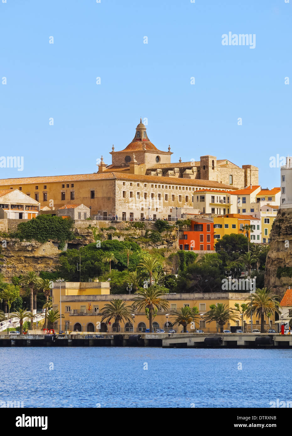 Vista de Mao, la capital de Menorca, Islas Baleares, España Foto de stock