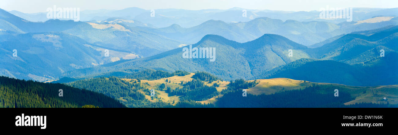 El Misty Mountain panorama de verano Foto de stock