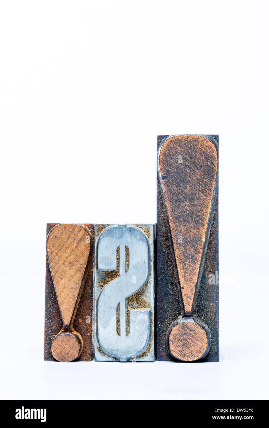 Metal y madera de Movable Type US dollar signo y signo de exclamación Foto de stock
