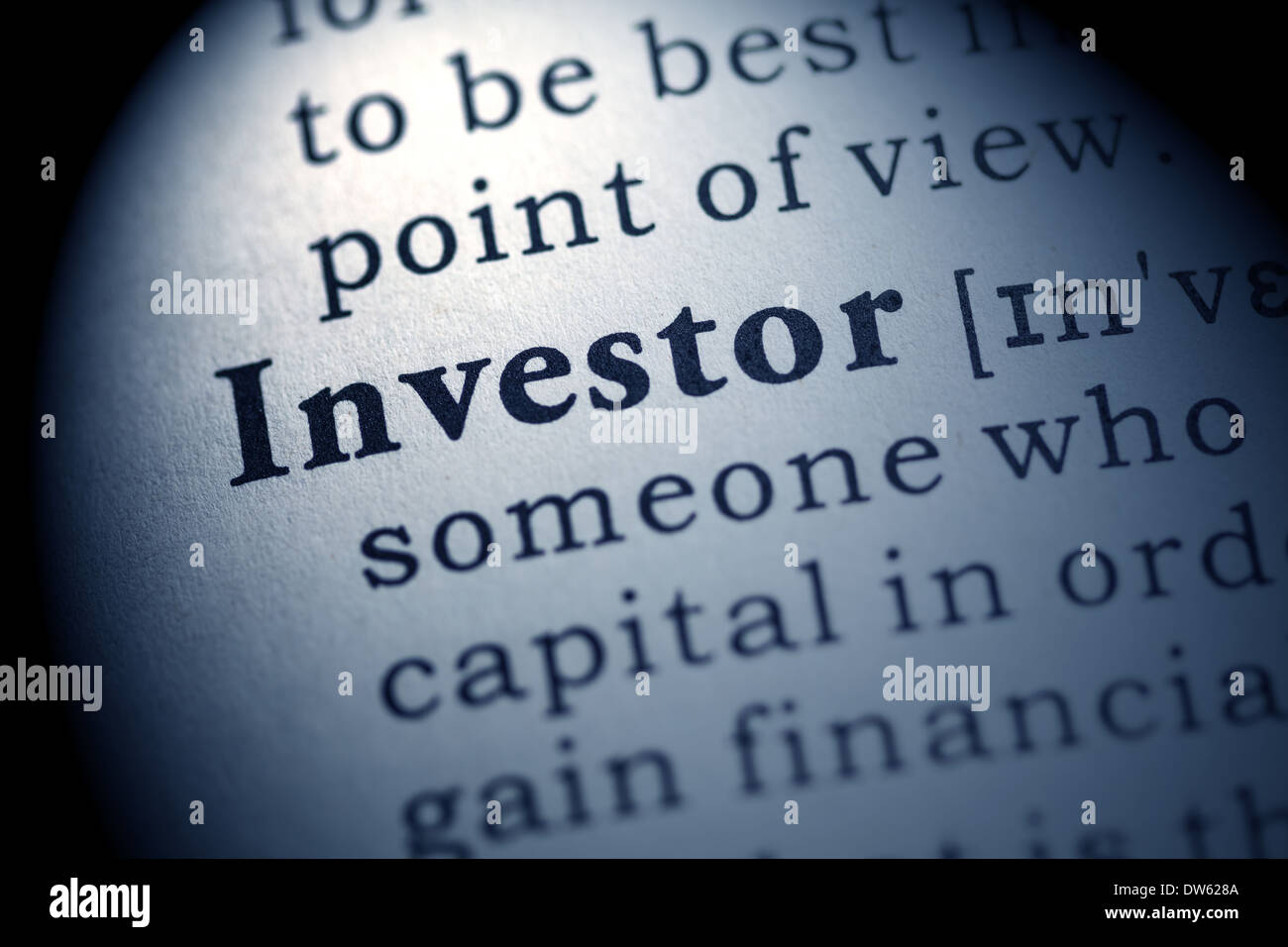 Diccionario de falsos, la definición de la palabra inversor. Foto de stock