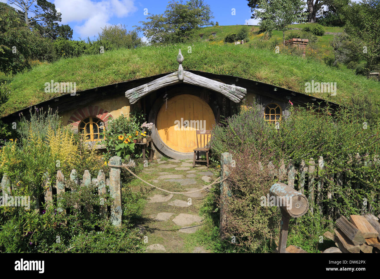Agujero Hobbit, Hobbiton, Broadway, Matamata, Nr Cambridge, región de Waikato, Isla del Norte, Nueva Zelanda Foto de stock