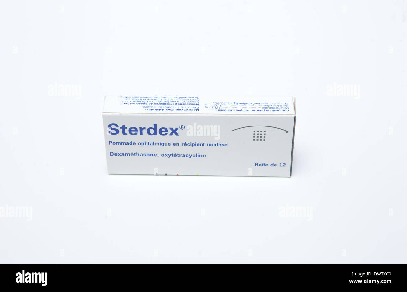 Antibiotic ointment what is it for fotografías e imágenes de alta