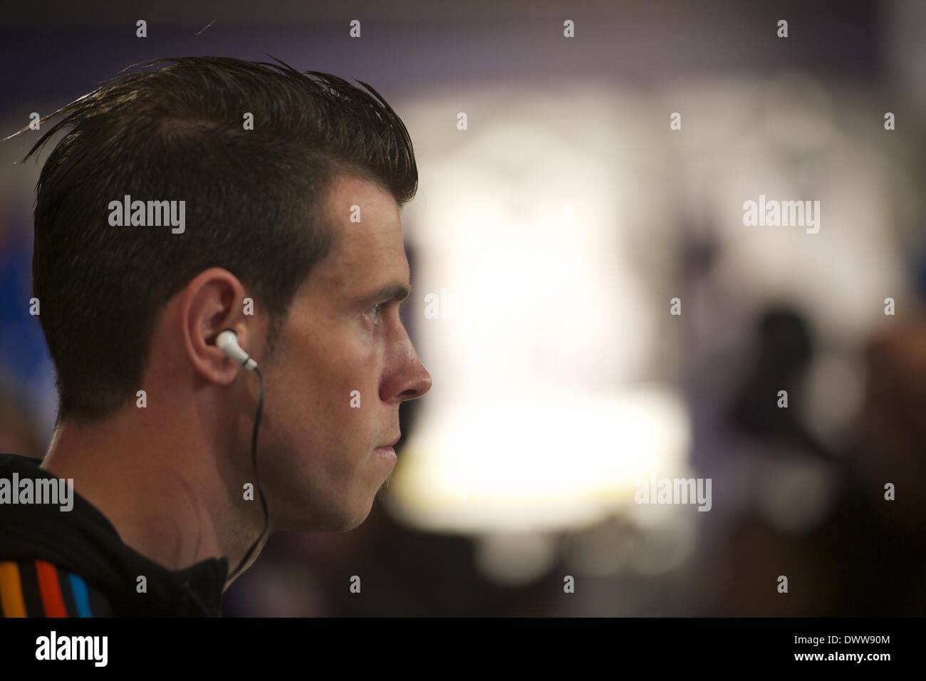 Madrid, España. 13 Mar, 2014. Gareth Bale presenta sus nuevas botas Adidas  Predator en Adidas Santiago Bernabeu Almacenar el 13 de marzo de 2014 en  Madrid: Jack crédito Abuin/ZUMAPRESS.com/Alamy Live News Fotografía