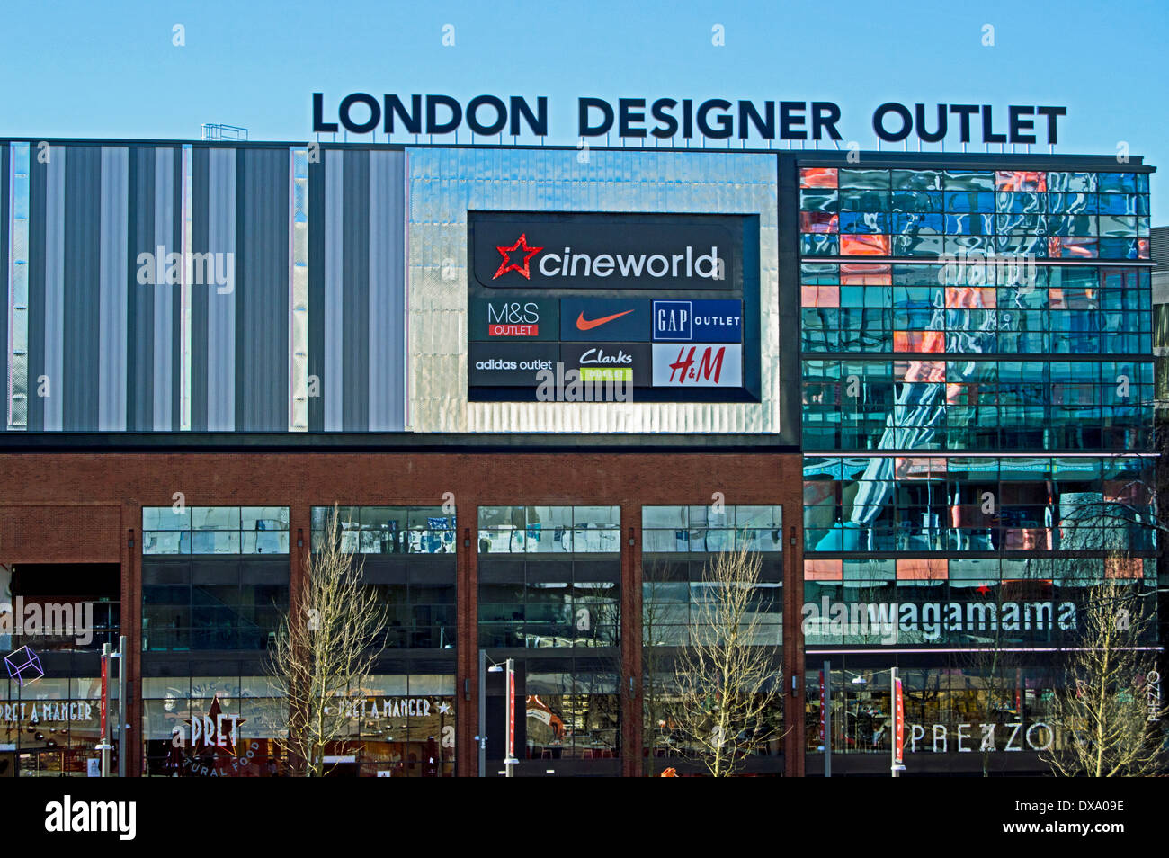 Vista de la London Designer Outlet, Wembley Park, London Borough of Brent,  London, England, Reino Unido Fotografía de stock - Alamy
