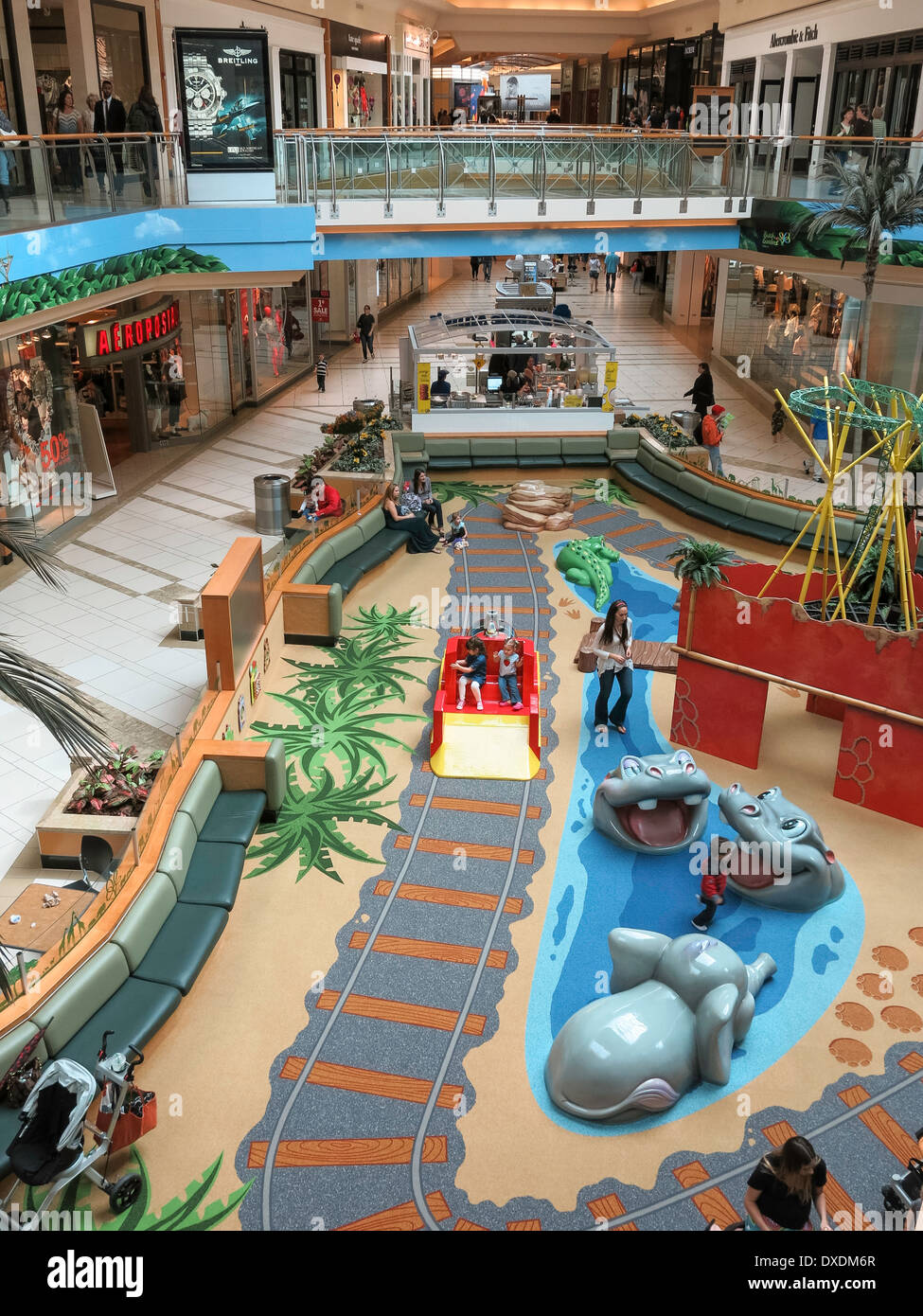 Zona de juegos infantiles, International Plaza, Tampa, Florida,   Fotografía de stock - Alamy