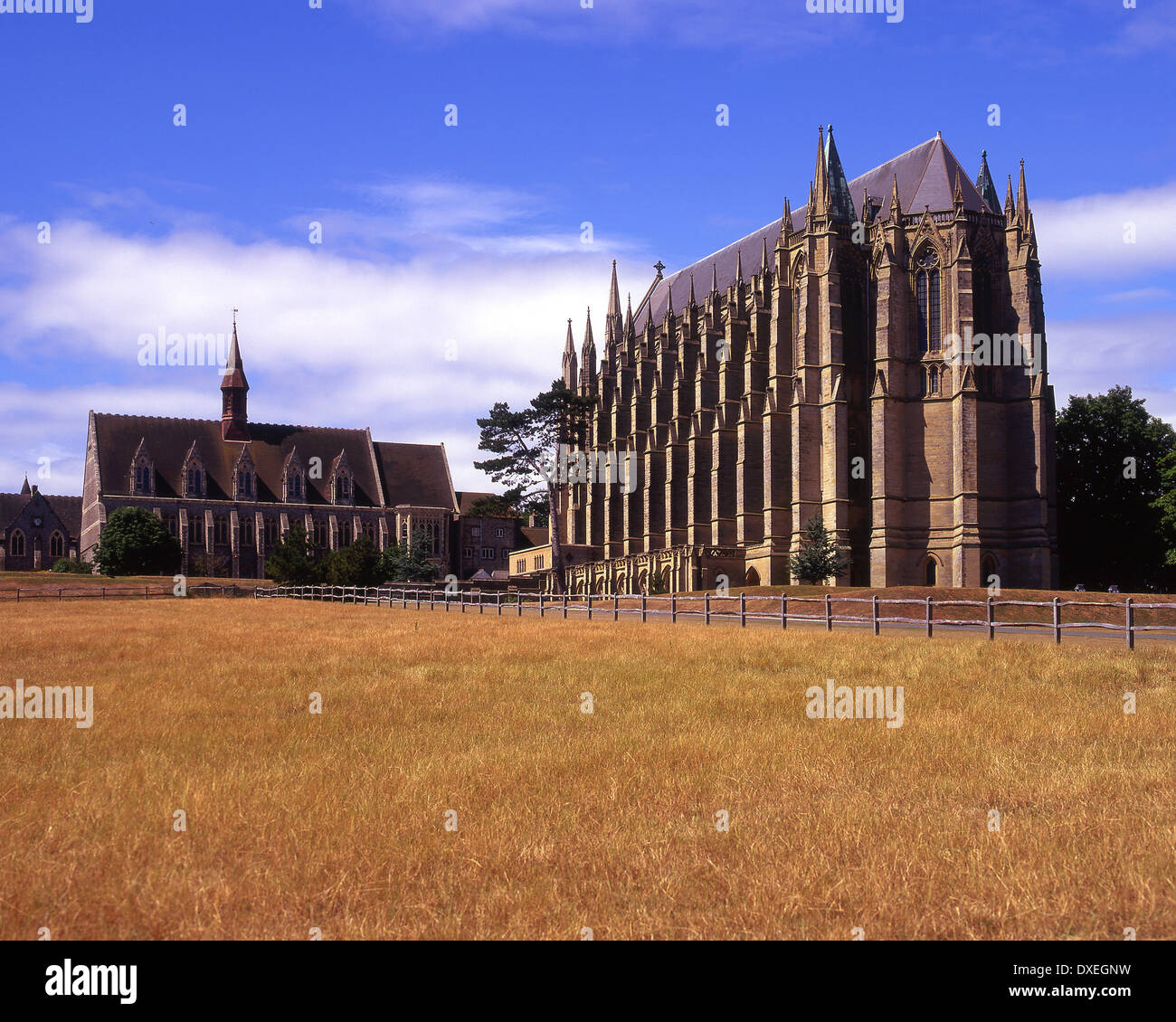 Lancing College y capilla, la arquitectura de estilo gótico del siglo xiii,Sussex Foto de stock
