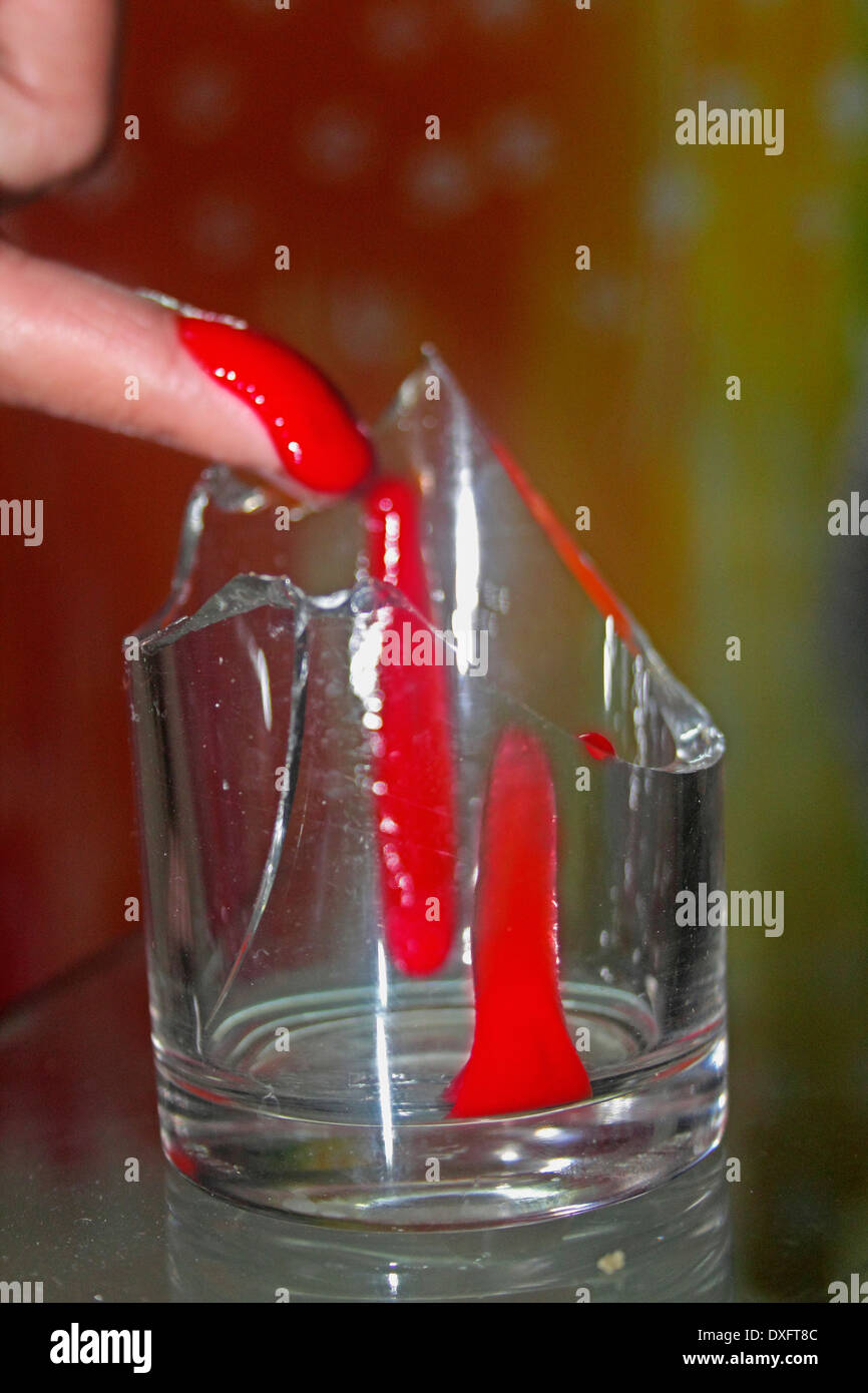 Herida de vidrio cortadas fotografías e imágenes de alta resolución Alamy