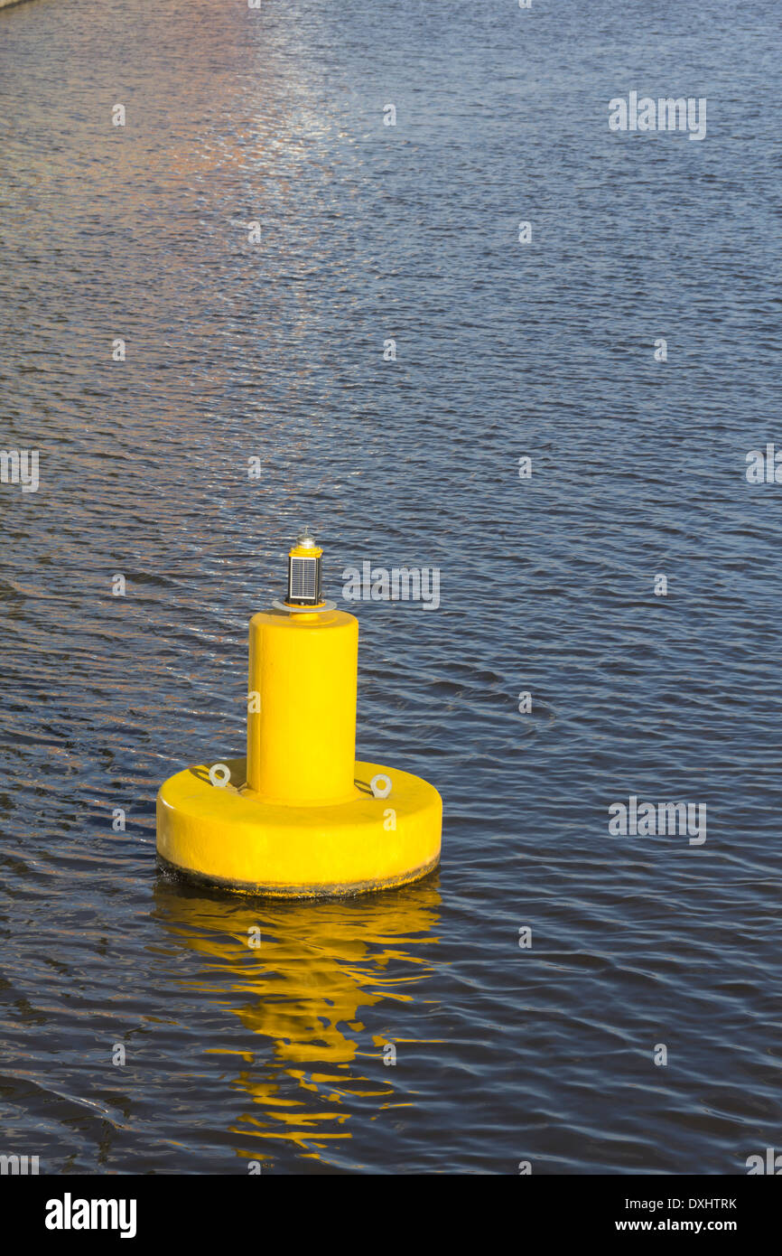 Inland water fotografías e imágenes de alta resolución Alamy