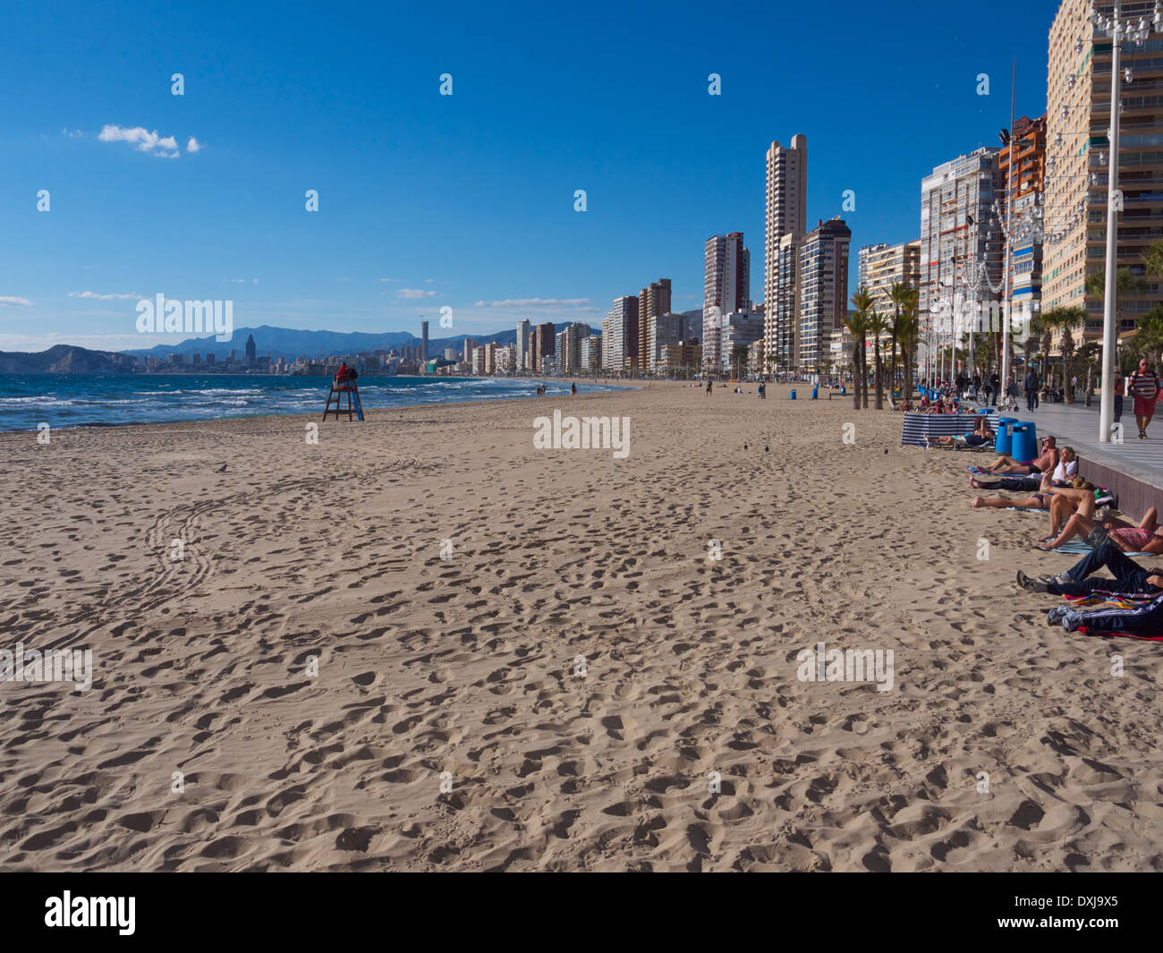 silla puesto socorrista playa benidorm silla puesto socorrista playa benidorm