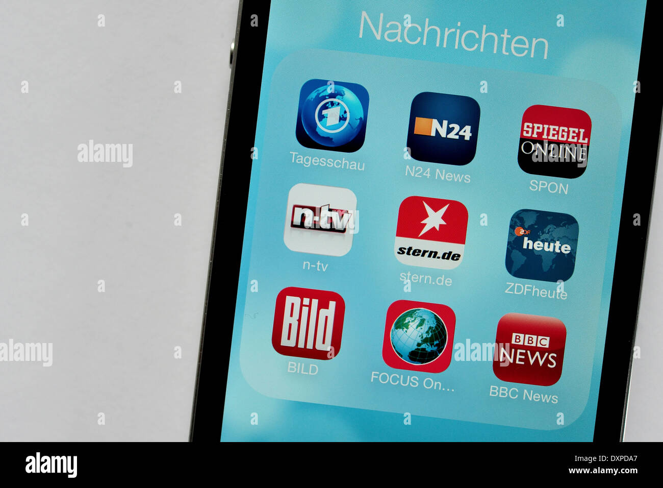 Oldenburg, Alemania, noticias aplicaciones en un smartphone Foto de stock