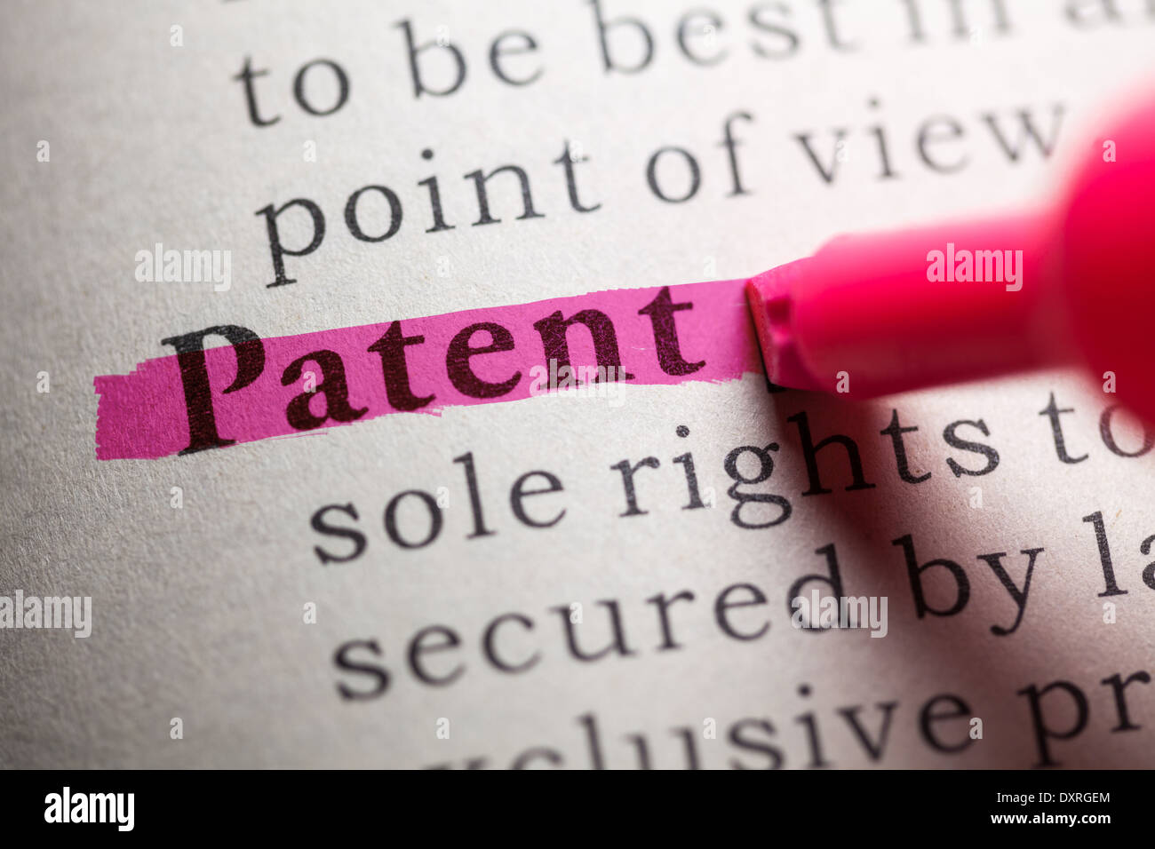Diccionario de falsos, la definición de la palabra "patente. Foto de stock