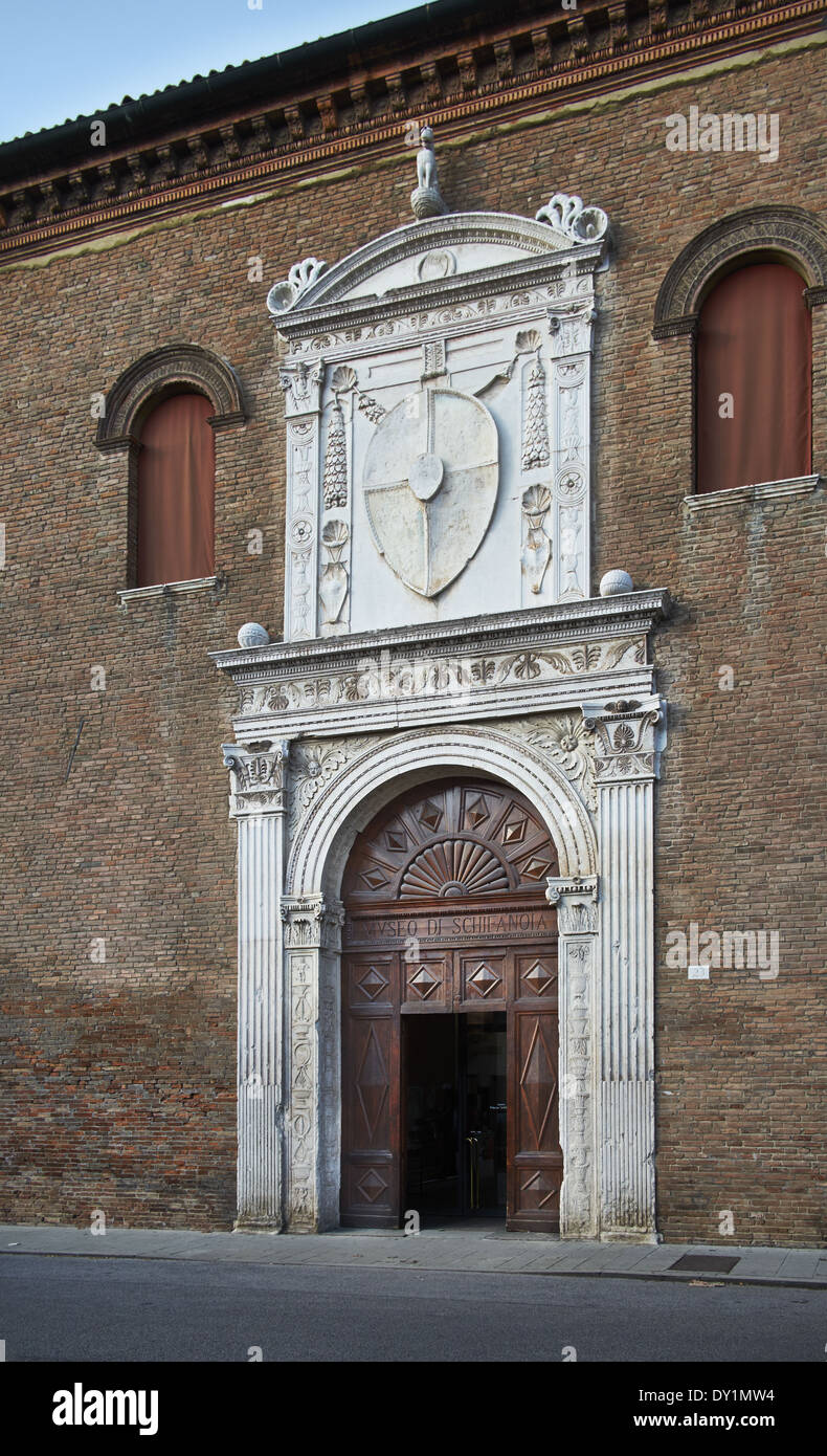 El Palazzo Schifanoia, un palacio renacentista en Ferrara, Italia construido por la familia d'Este Foto de stock