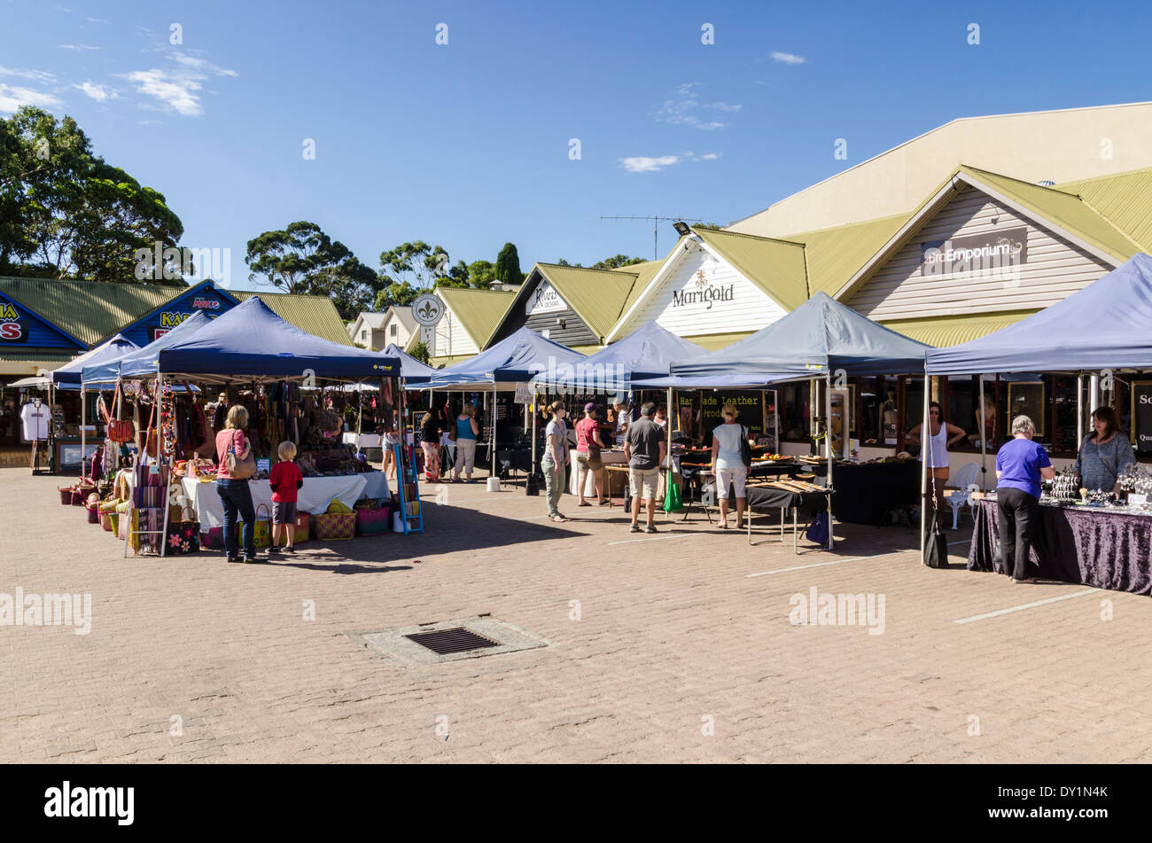 Plaza de la ciudad, mercados de Margaret River, Western Australia Foto de stock