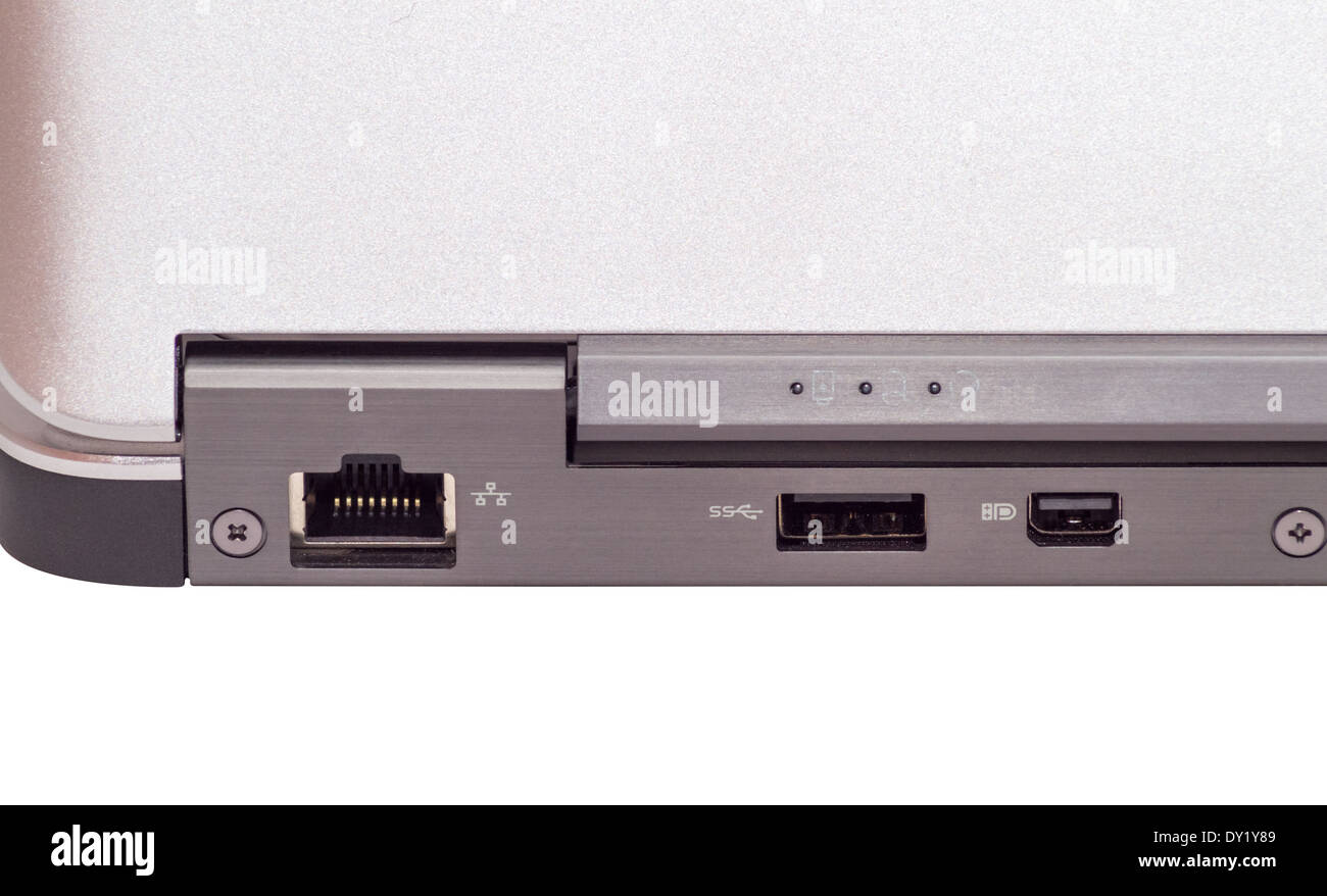 Reverso o un portátil mostrando un puerto de red, una super velocidad puerto  USB y un puerto de visualización Fotografía de stock - Alamy
