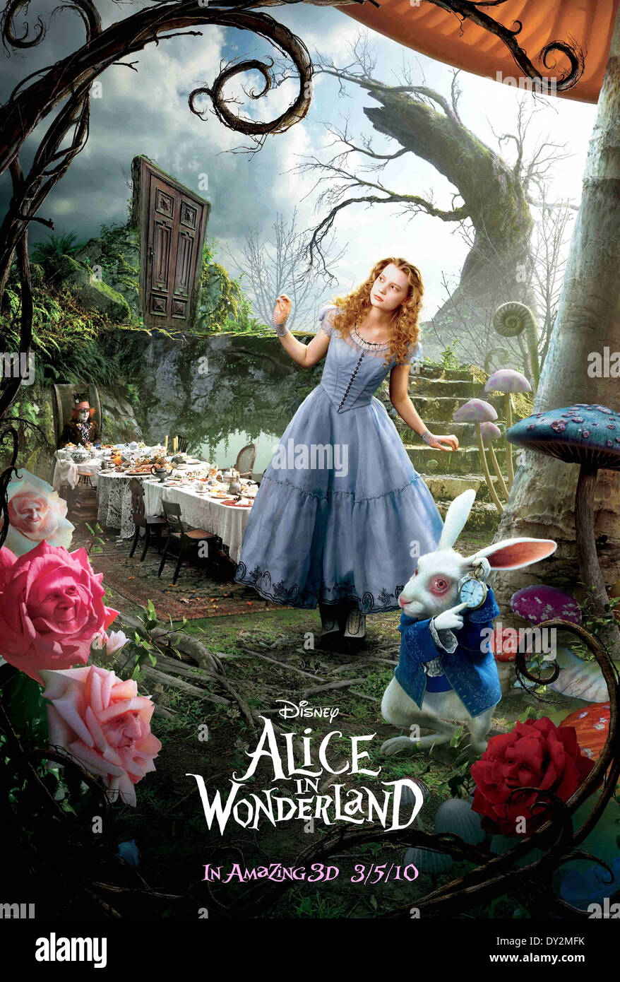 ALICE IN Wonderland (poster) (2010) Mia Wasikowska Tim Burton (DIR)  Colección MOVIESTORE LTD Fotografía de stock - Alamy