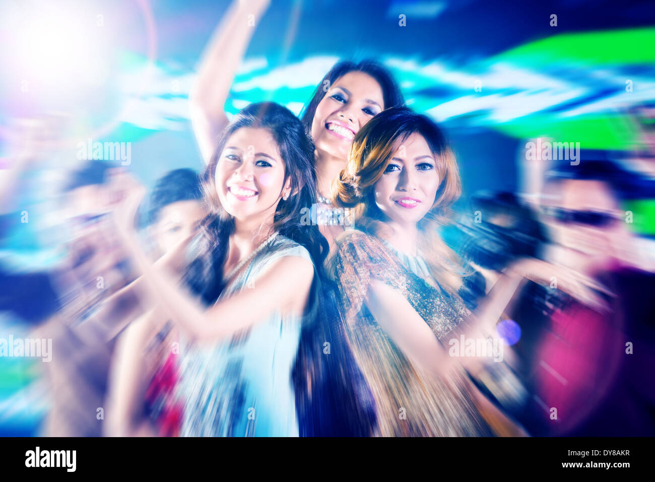 Club nocturno de chicas fotografías e imágenes de alta resolución Alamy