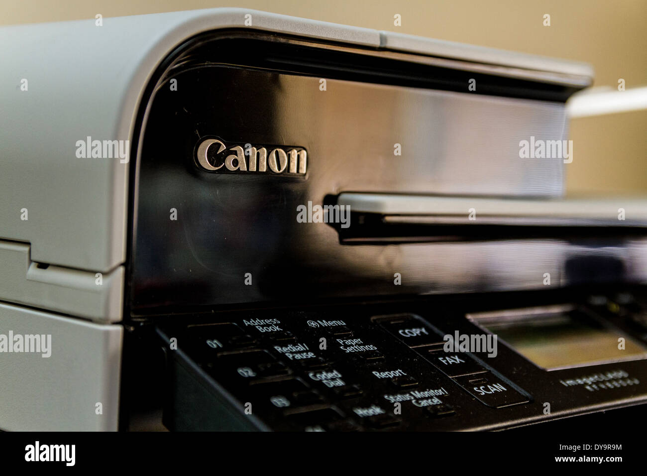 Un Canon impresora láser todo en uno fax scanner Fotografía de stock - Alamy