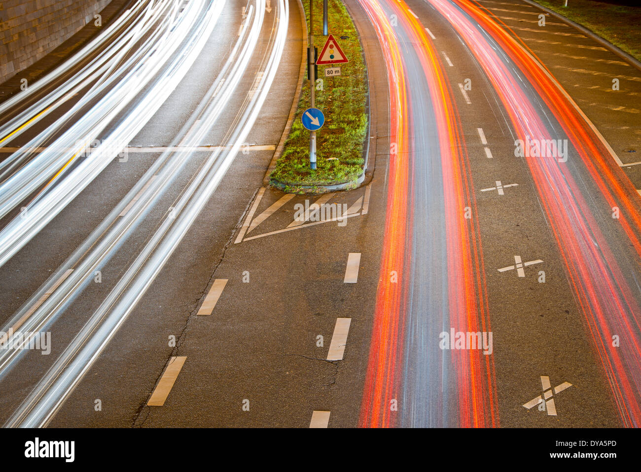 Las horas punta de tráfico, Alemania, Europa, Colonia, luces, tráfico, Nordrhein, Rushhour, Westfalia, Foto de stock