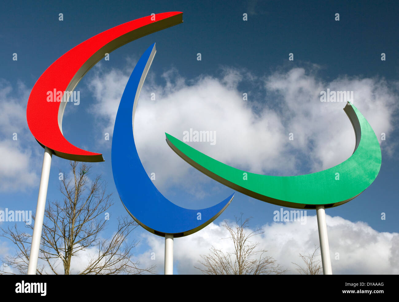 Los Juegos Paralímpicos Agitos símbolo en Queen Elizabeth Olympic Park, Londres Foto de stock