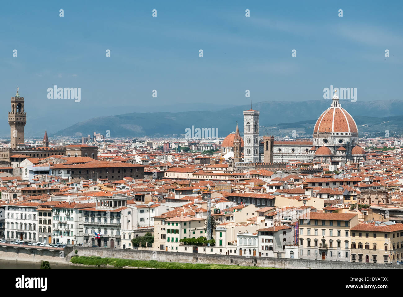 Antena de Florencia ciudad de Michelangelo Park Square. Con el Palazzo Vecchio y el Duomo. Italia Foto de stock