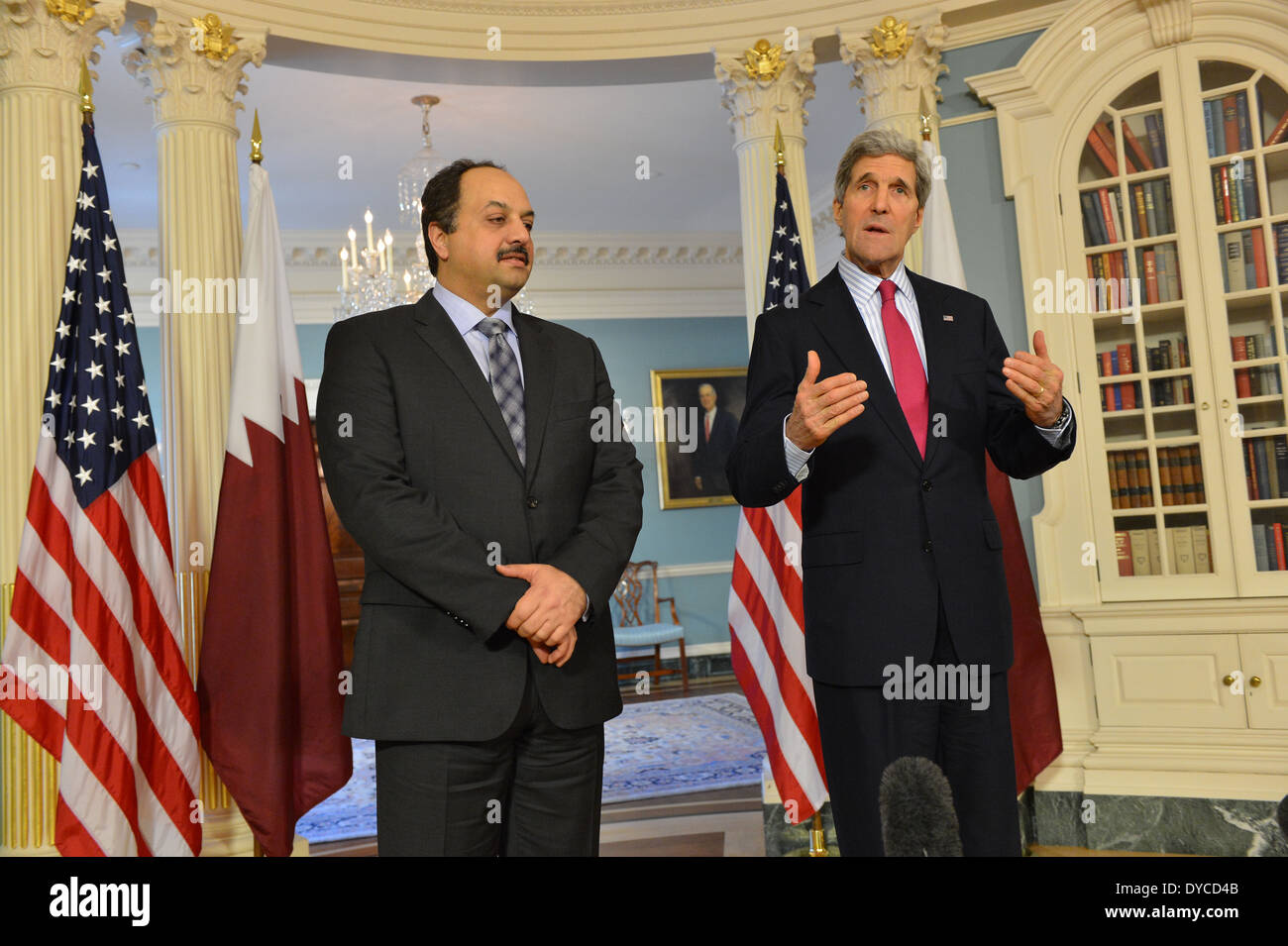 Secretario Kerry se reúne con el Ministro de Relaciones Exteriores de Qatar Attiya Foto de stock
