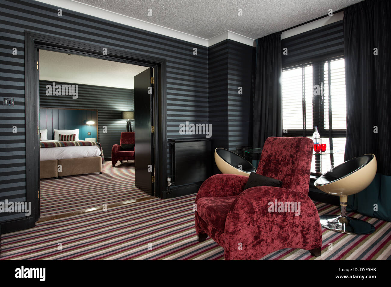 Un elegante y de estilo apartamento confortable y moderna suite en el Devere Hotel Swindon, Wiltshire Foto de stock