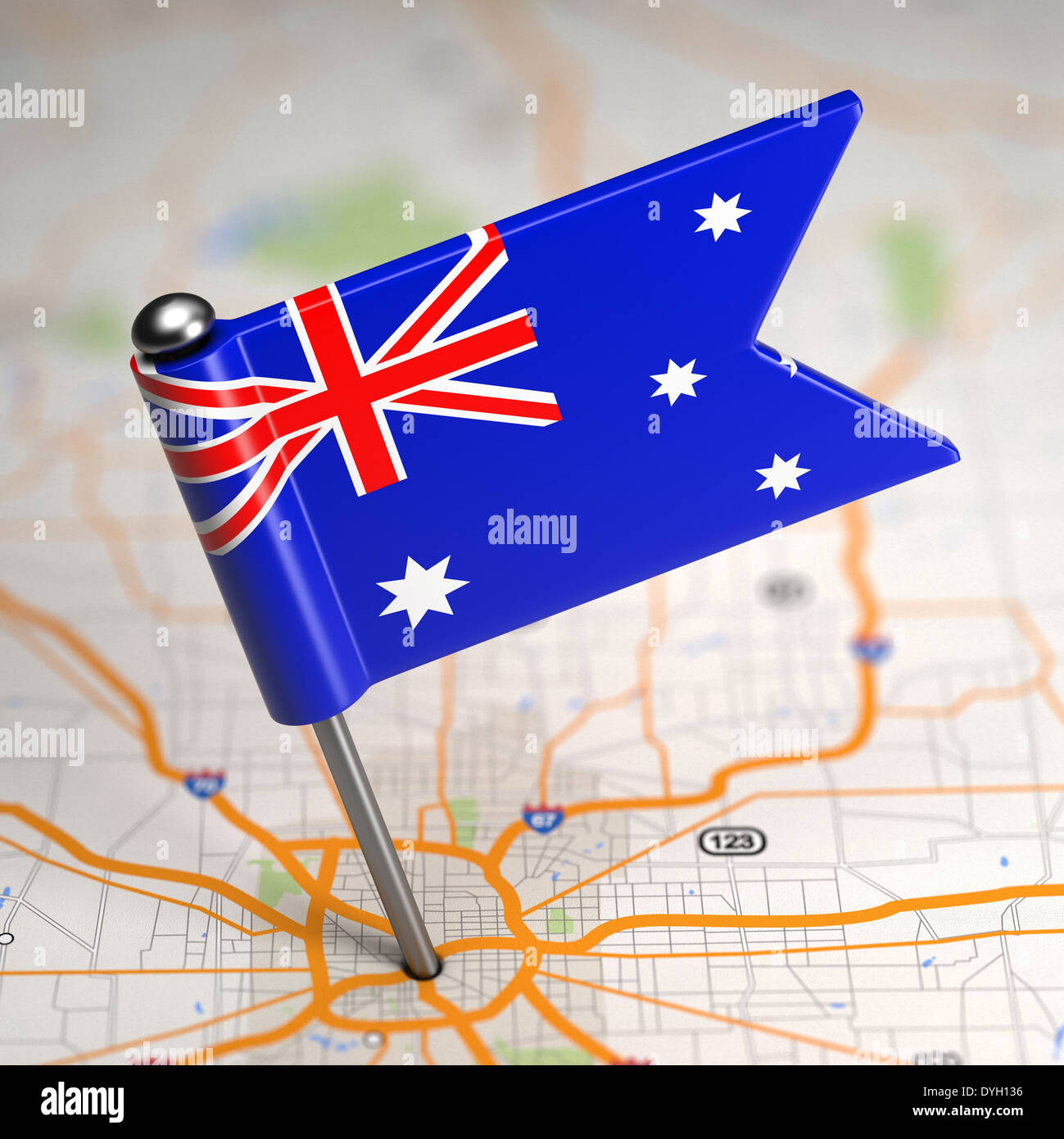Australia pequeño pabellón sobre un fondo de mapa. Foto de stock