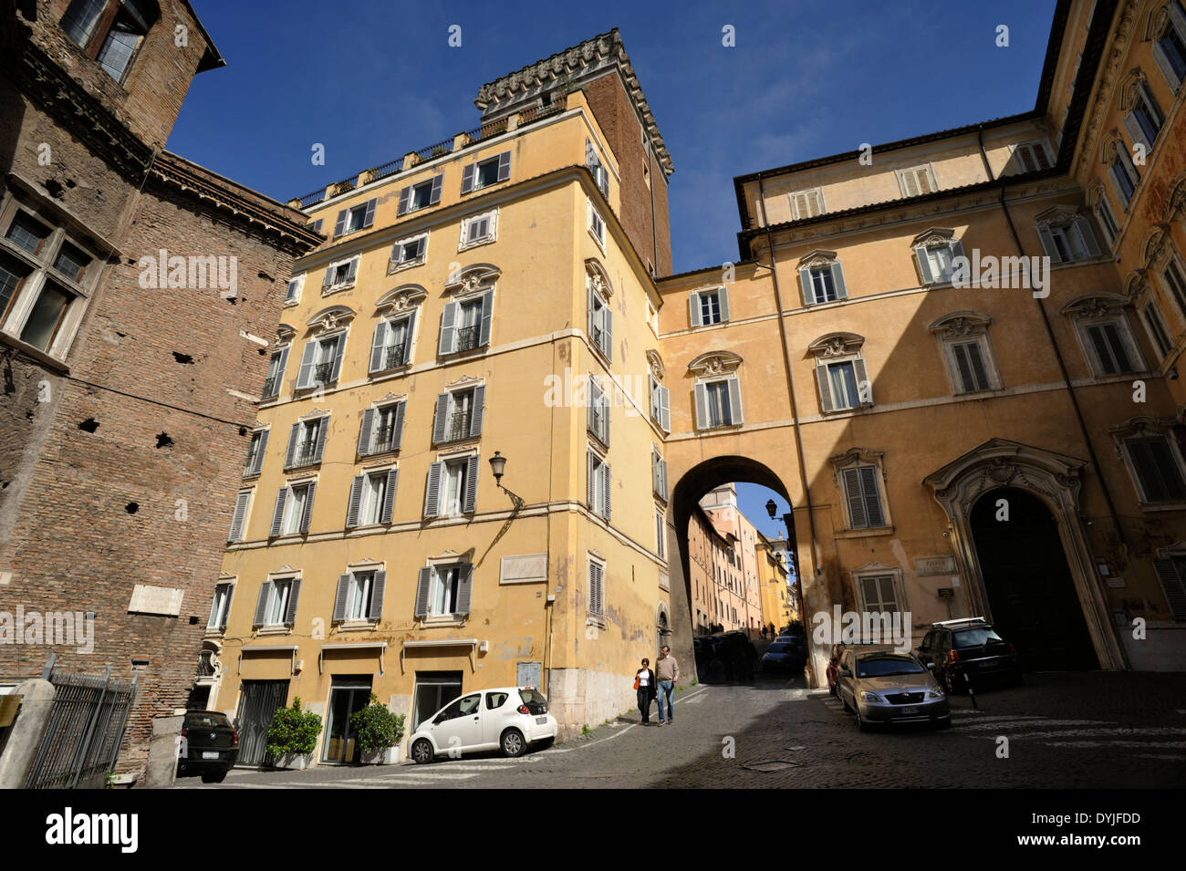 Italia, Roma, Piazza del Grillo, el Palazzo del Grillo Fotografía de stock  - Alamy