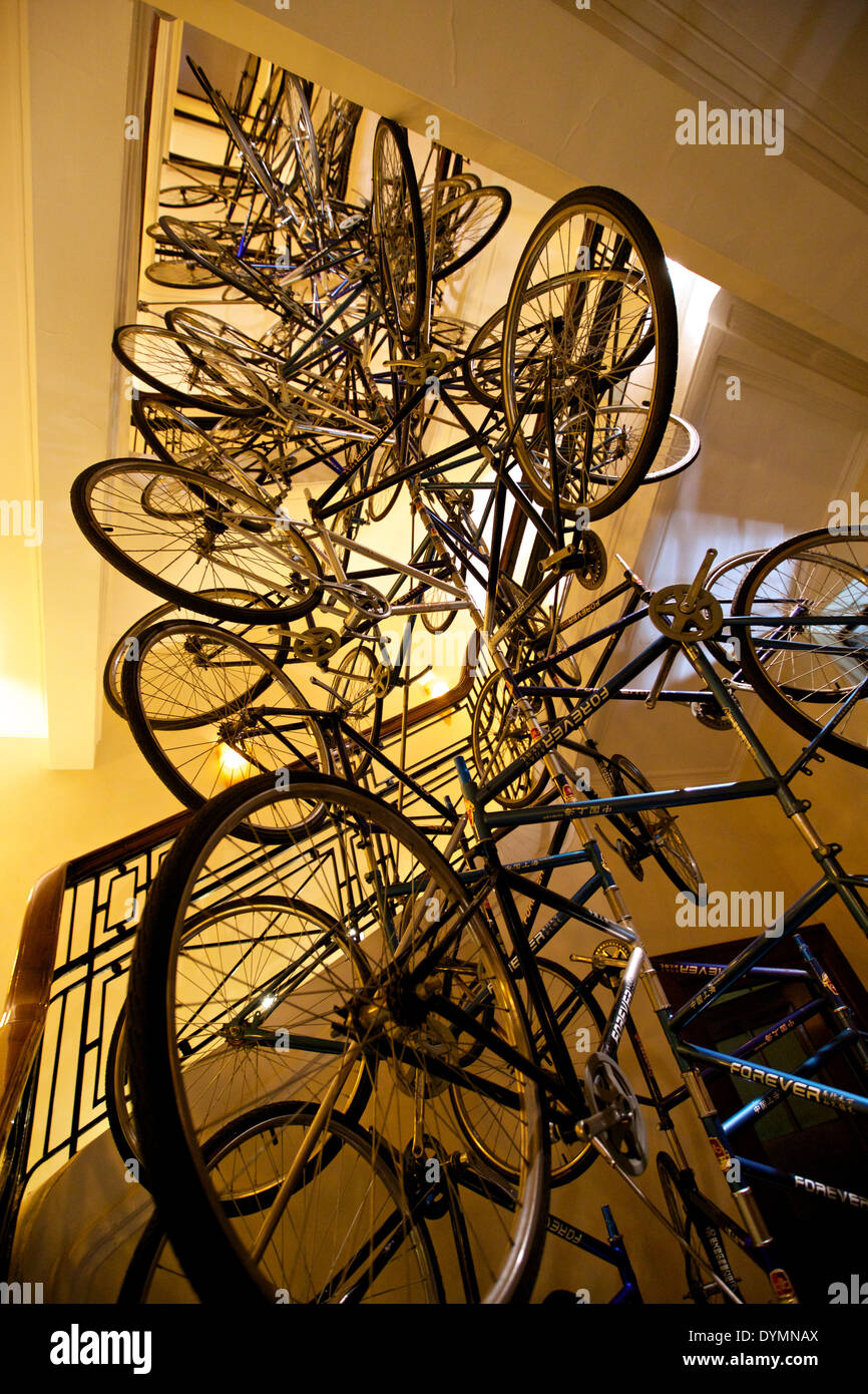 Escultura de bicicleta fotografías e imágenes de alta resolución - Alamy